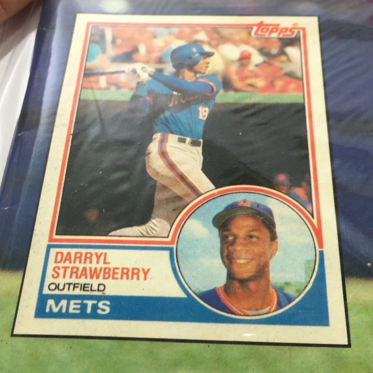Darryl Strawberry's baseball card from the 1988 Beckett Baseball Card Monthly, highlighting the New York Mets outfielder and showing his batting pose with card details.