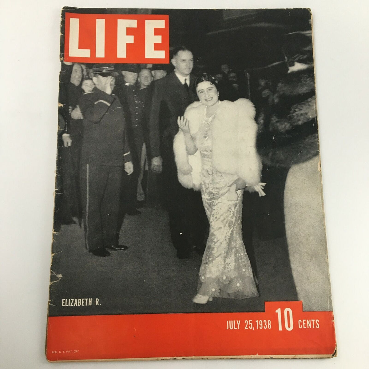 VTG Life Magazine July 25 1938 featuring Elizabeth Roosevelt on the cover, highlighting her glamorous attire and historic context.