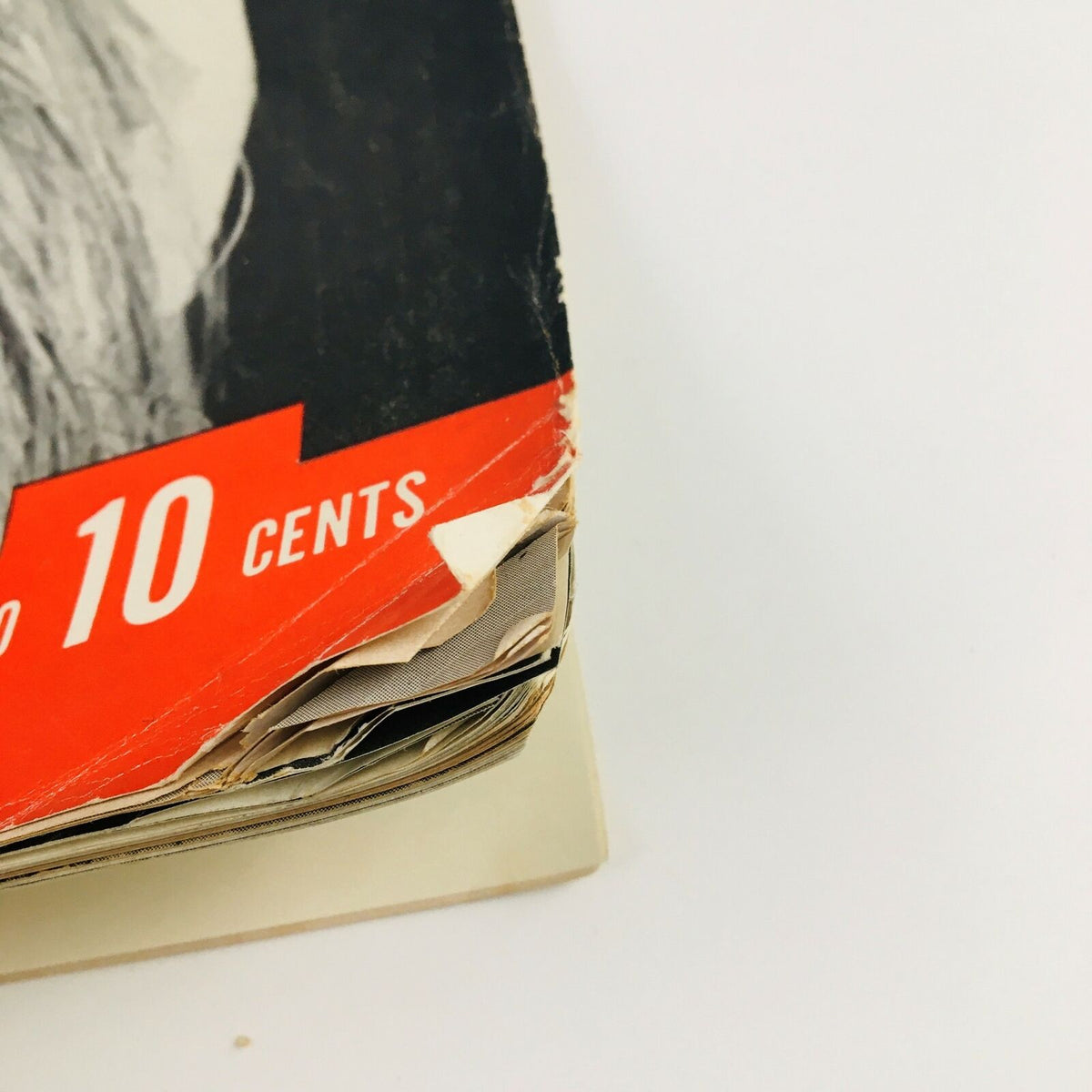 Close-up view of the corner of the VTG Life Magazine May 13 1940, highlighting signs of wear and vintage charm.