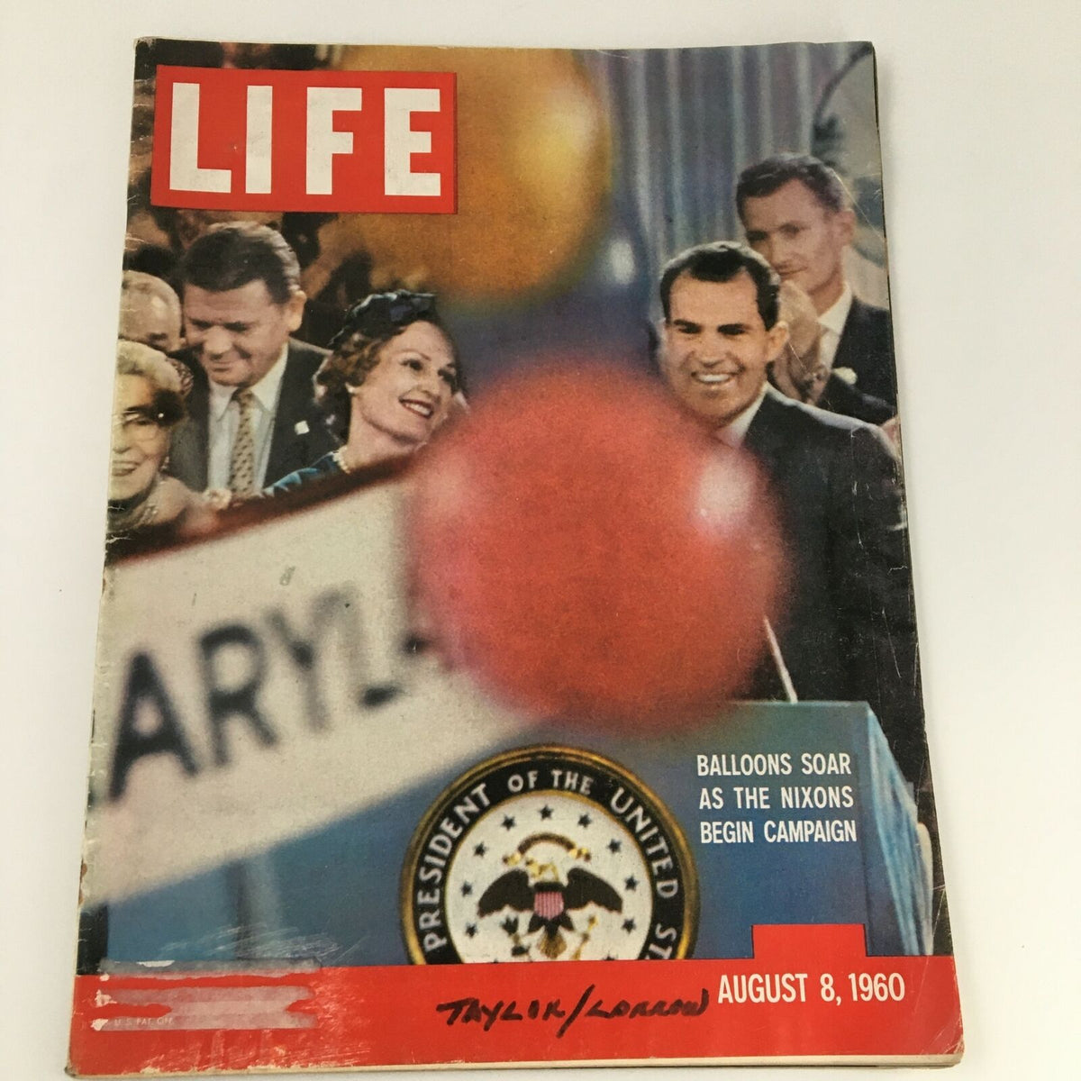 VTG Life Magazine August 8 1960 featuring Richard Nixon's campaign launch cover with colorful balloons and a political gathering background.