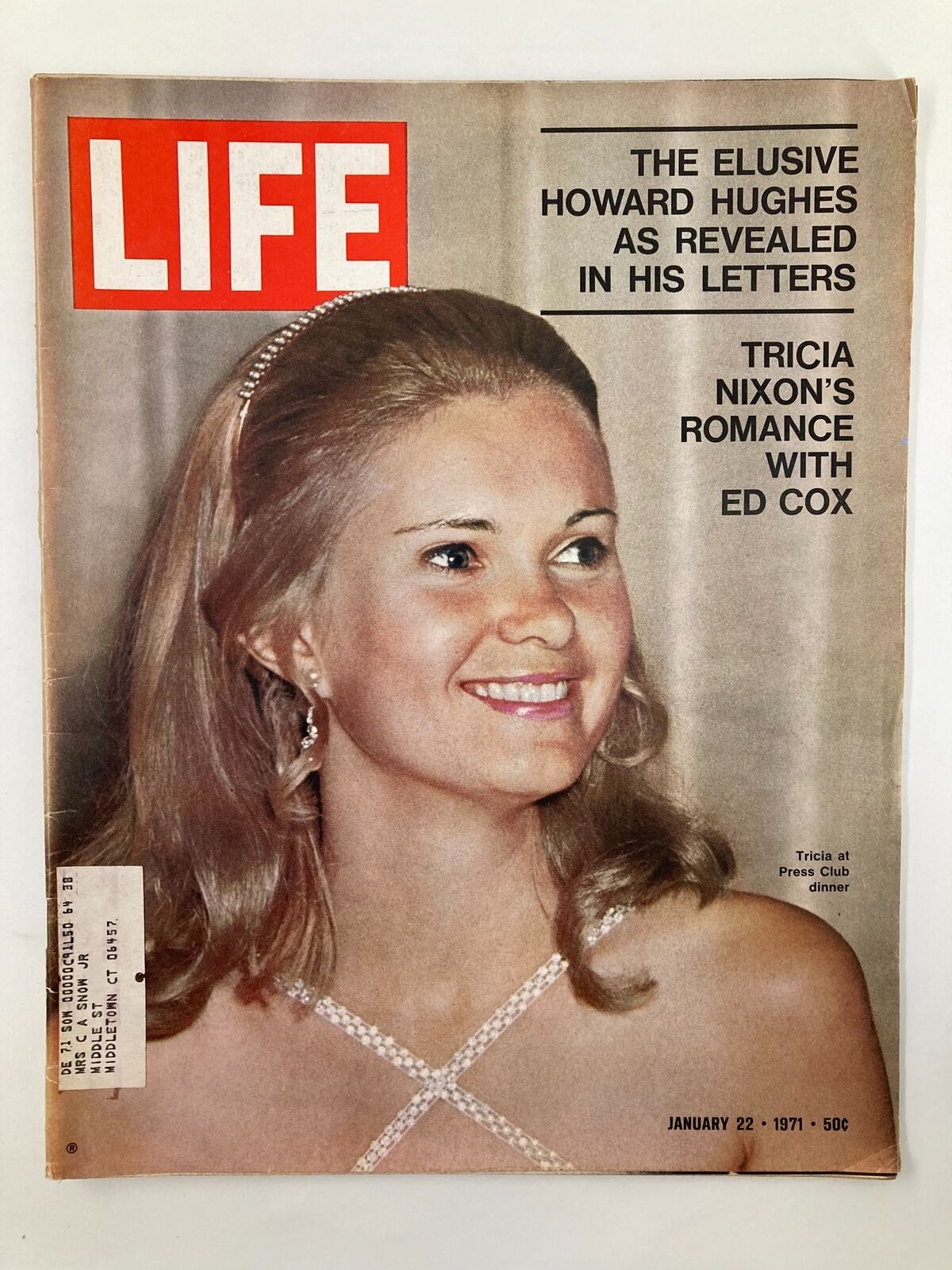 Cover of VTG Life Magazine from January 22, 1971, featuring Tricia Nixon's Romance with Ed Cox, showcasing a portrait of Tricia Nixon smiling with elegant accessories.