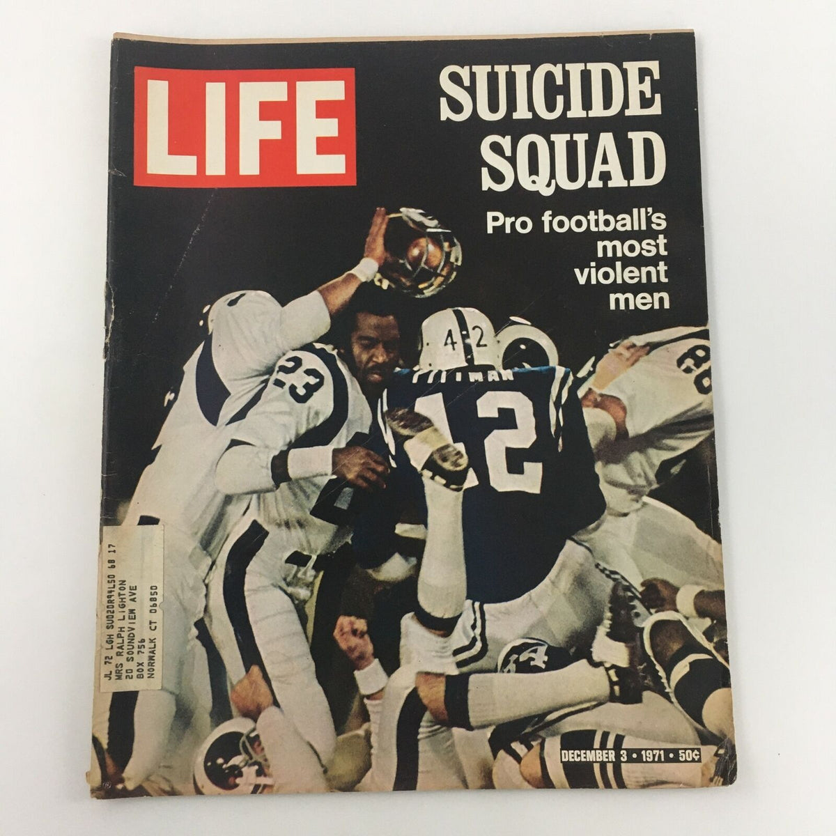 Cover of VTG Life Magazine December 3 1971 featuring Pro Football's Most Violent Suicide Squad Men, showcasing intense football action and players.