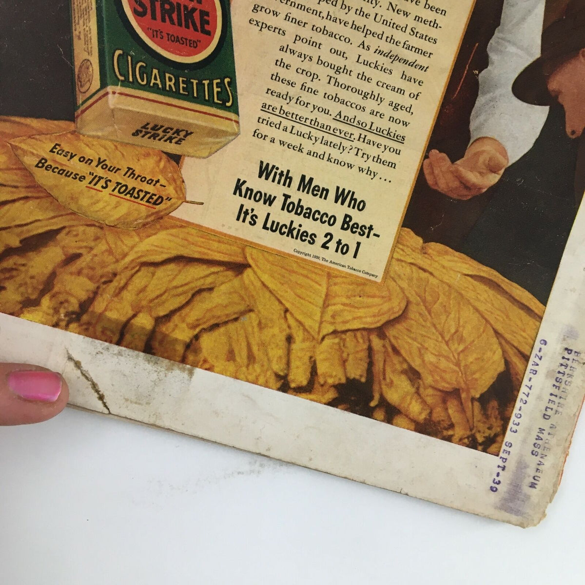 Close-up of the Lucky Strike cigarette advertisement from the March 20 1939 Time Magazine, highlighting vintage tobacco marketing with the phrase 'With Men Who Know Tobacco Best - It's Luckies 2 to 1'.