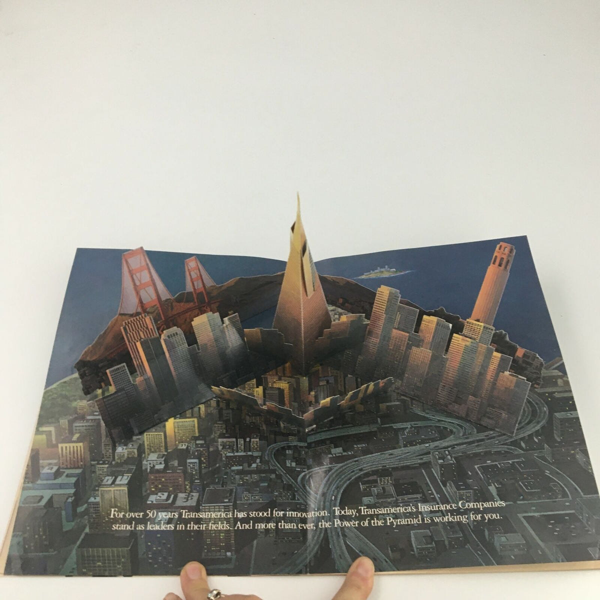 Interior view of the VTG Time Magazine September 8, 1986 showcasing a pop-up illustration of the San Francisco skyline, underlining innovative design features.