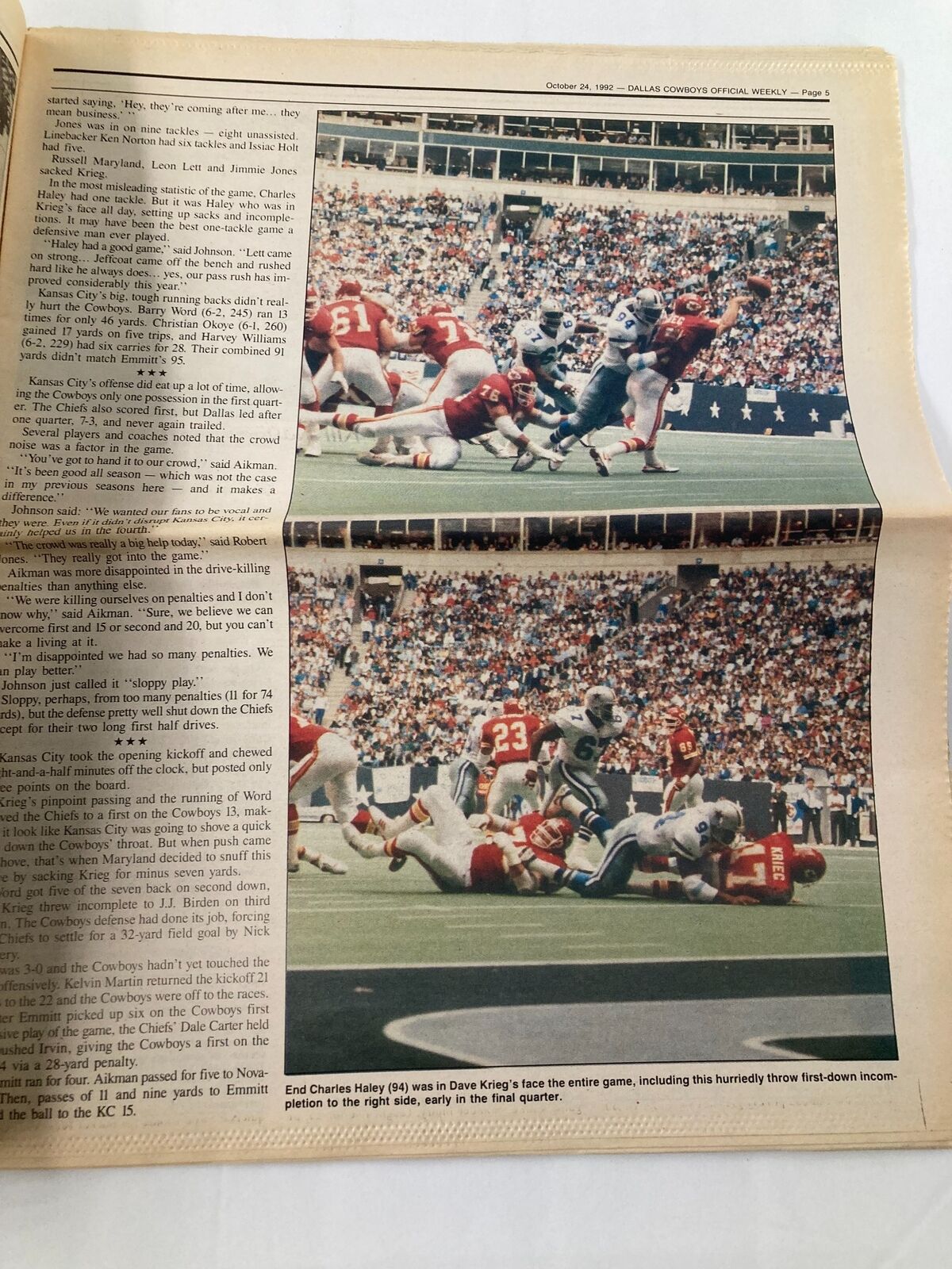Dallas Cowboys Weekly Newspaper October 24 1992 Vol 18 #19 image depicting action from a Dallas Cowboys football game against the Kansas City Chiefs.
