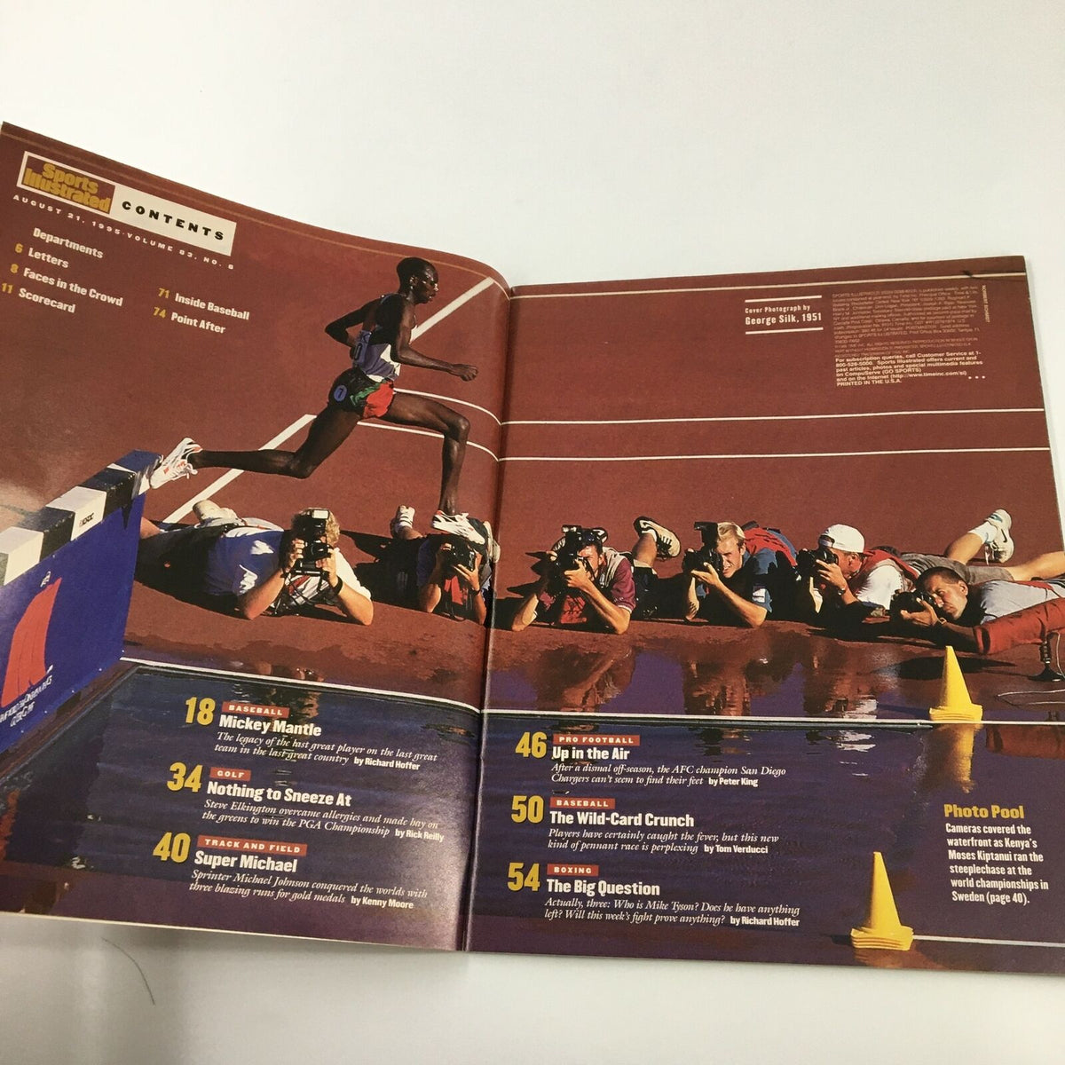 Inside page of Sports Illustrated Magazine from August 21, 1995, showing the table of contents with a photo of Moses Kiptanui, highlighting sports features including Mickey Mantle.