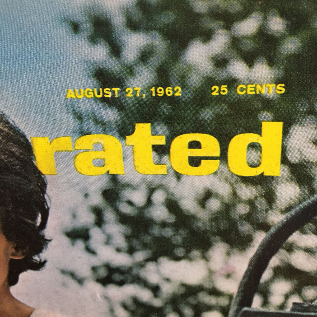 Close-up of the VTG Sports Illustrated Magazine title and date from August 27, 1962, highlighting the iconic yellow lettering and details.