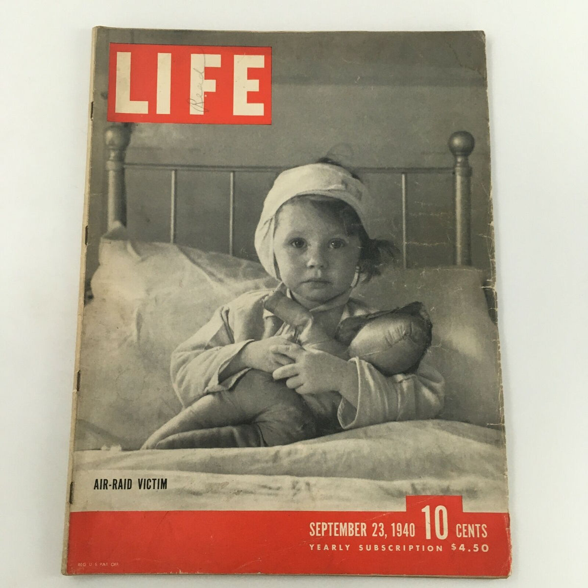 Life Magazine September 23, 1940 - Child Air-Raid Victim Feature, Newsstand Edition, Good Condition