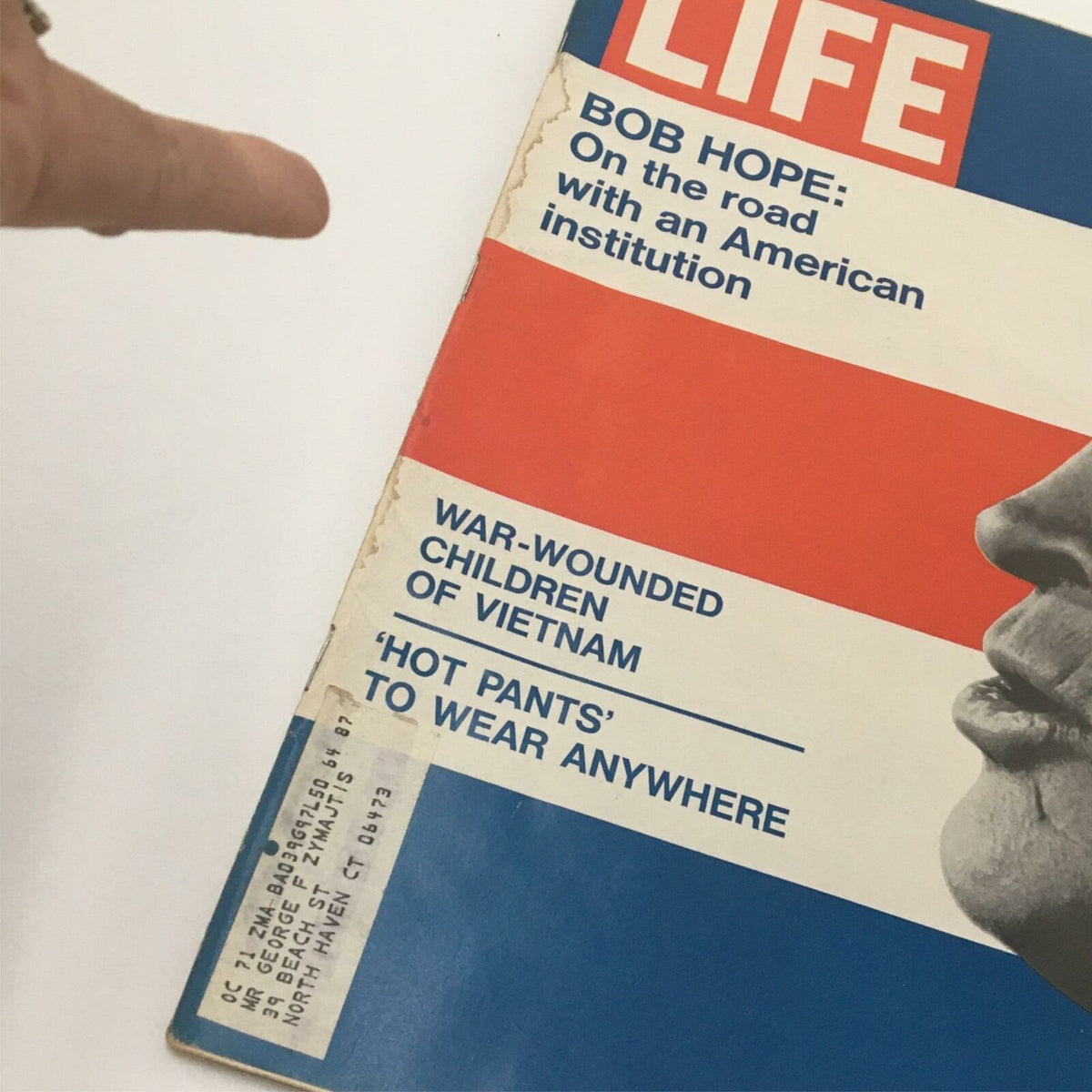 Cover of VTG Life Magazine from January 29, 1971, featuring Bob Hope with the title 'On the road with an American institution' and topics including War-Wounded Children of Vietnam and 'Hot Pants' to Wear Anywhere.