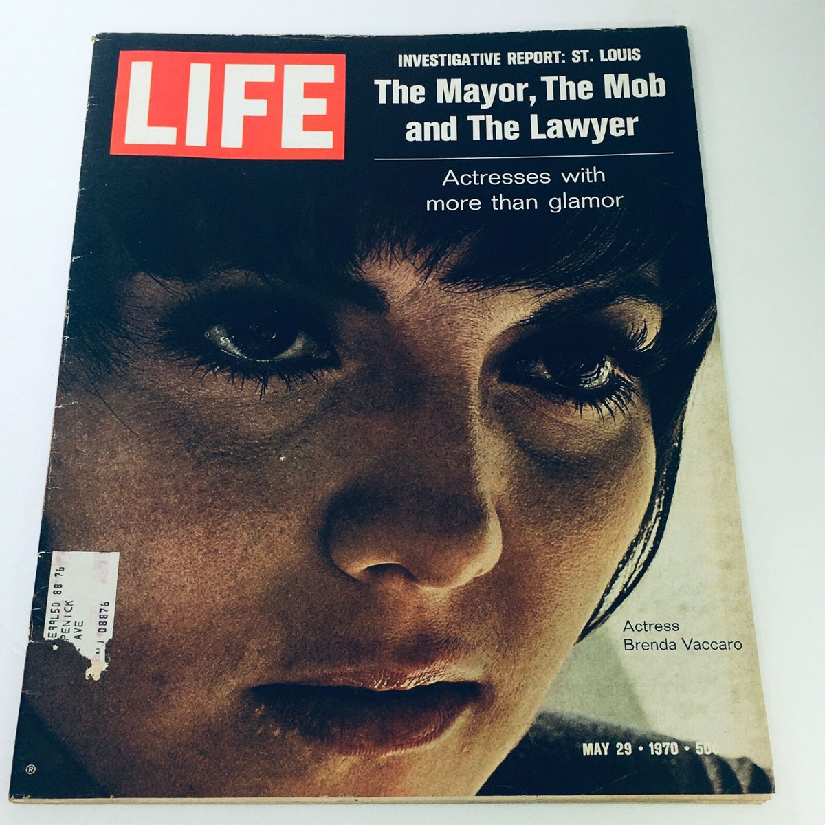 VTG Life Magazine cover from May 29, 1970 featuring actress Brenda Vaccaro, highlighting the article 'The Mayor, The Mob and The Lawyer'.