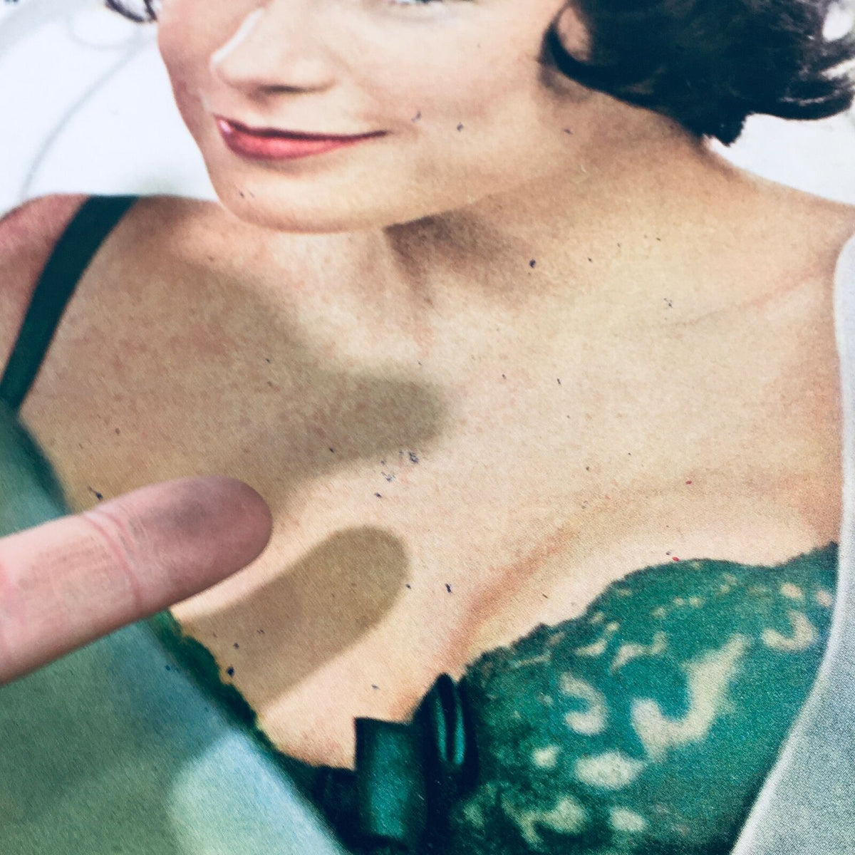 Another close-up of VTG Life Magazine June 21, 1963 cover, focusing on Shirley McLaine and print quality.