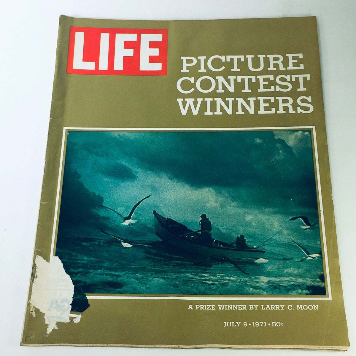 Vintage Life Magazine cover from July 9, 1971, titled 'A Picture Contest Prize Winner by Larry C. Moon', featuring a serene fishing scene with two figures in a boat surrounded by birds.