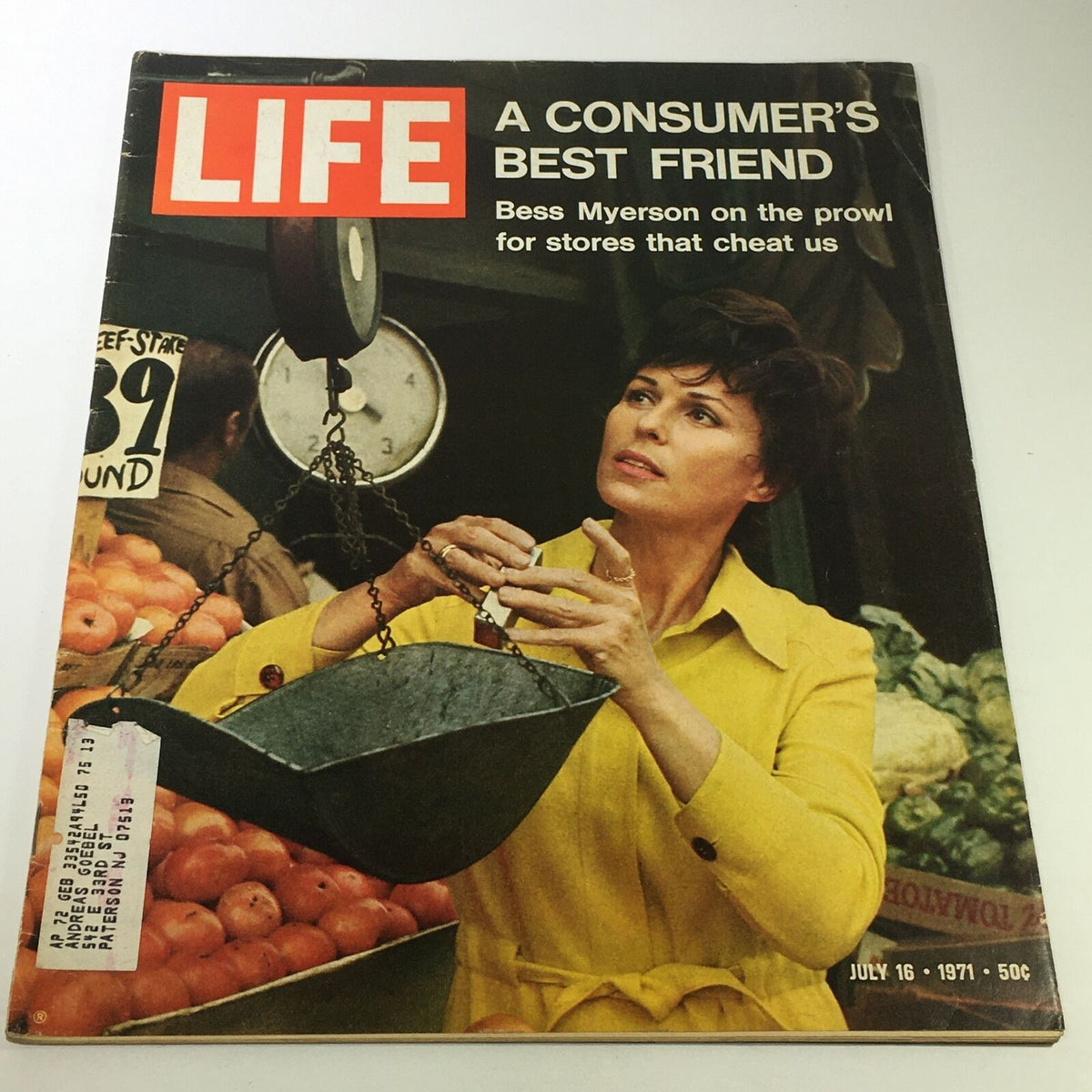 Cover of VTG Life Magazine July 16 1971 featuring Bess Myerson, showcasing the theme 'A Consumer's Best Friend', depicting her at a market weighing produce.