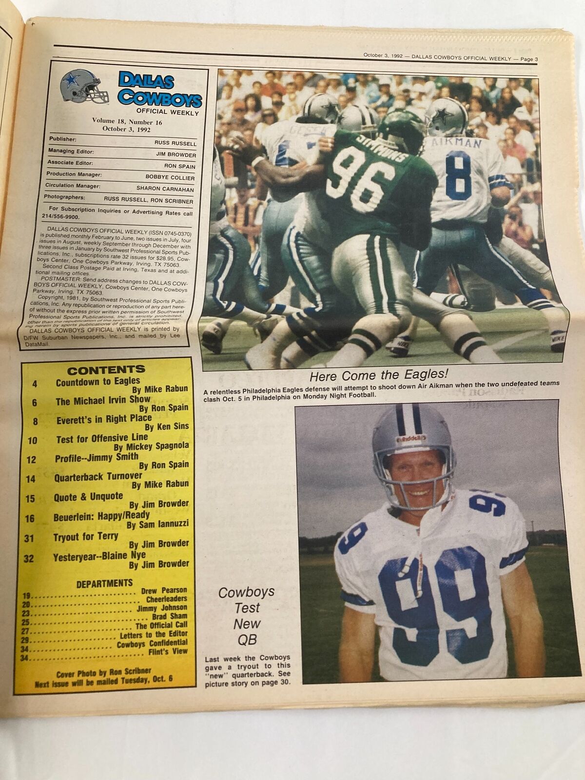 Inside view of Dallas Cowboys Weekly Newspaper October 3 1992 Vol 18 #16 with contents including profile features and articles on player performances.