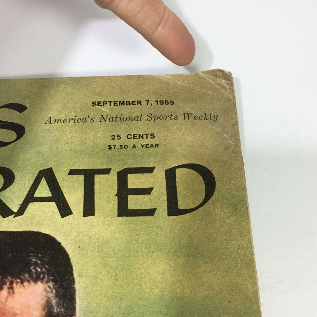 Detail of the top edge of the VTG Sports Illustrated Magazine September 7, 1959, featuring the date and price information.