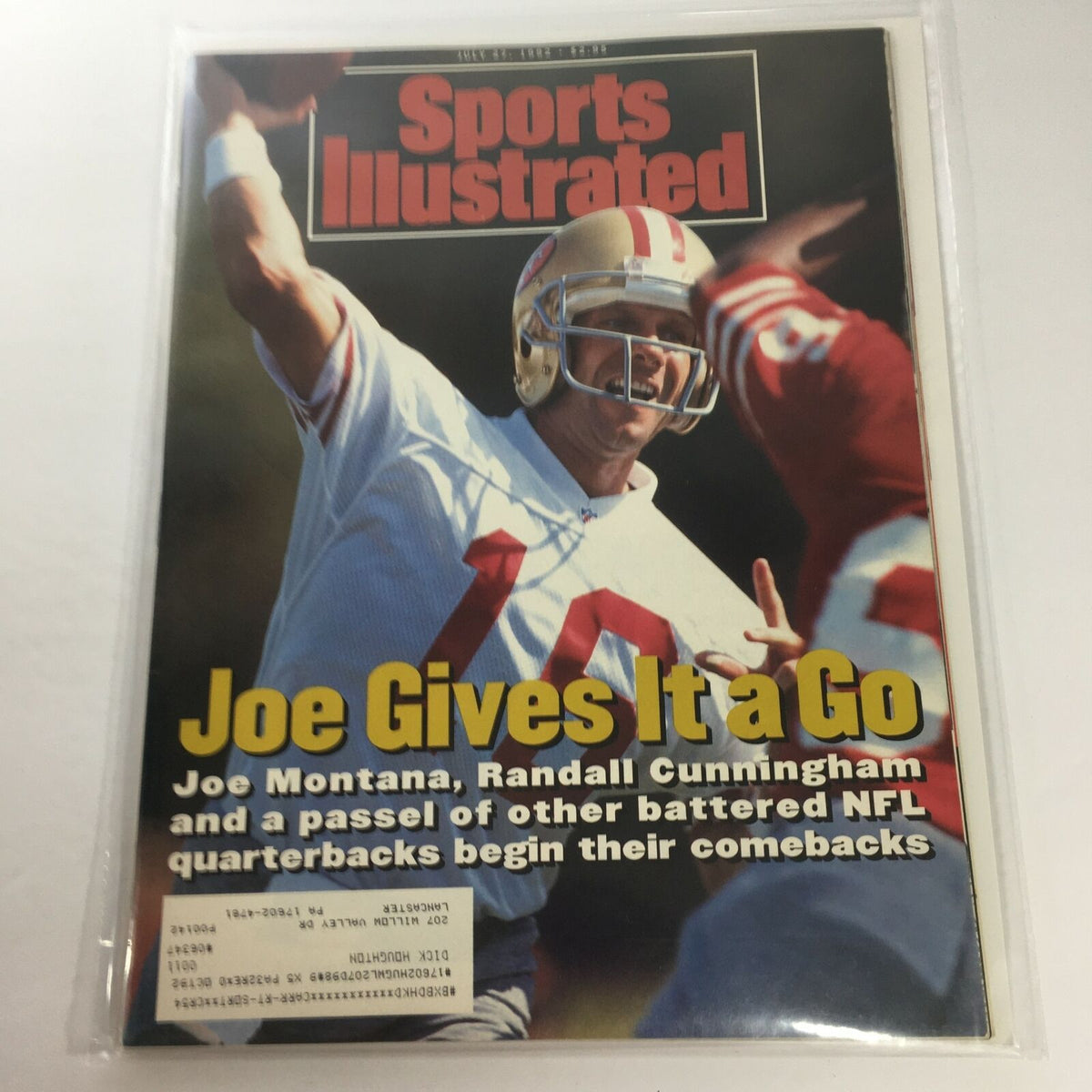 Sports Illustrated July 22 1992 magazine cover featuring Joe Montana and Randall Cunningham, highlighting their comebacks as NFL quarterbacks. The title reads 'Joe Gives It a Go'.