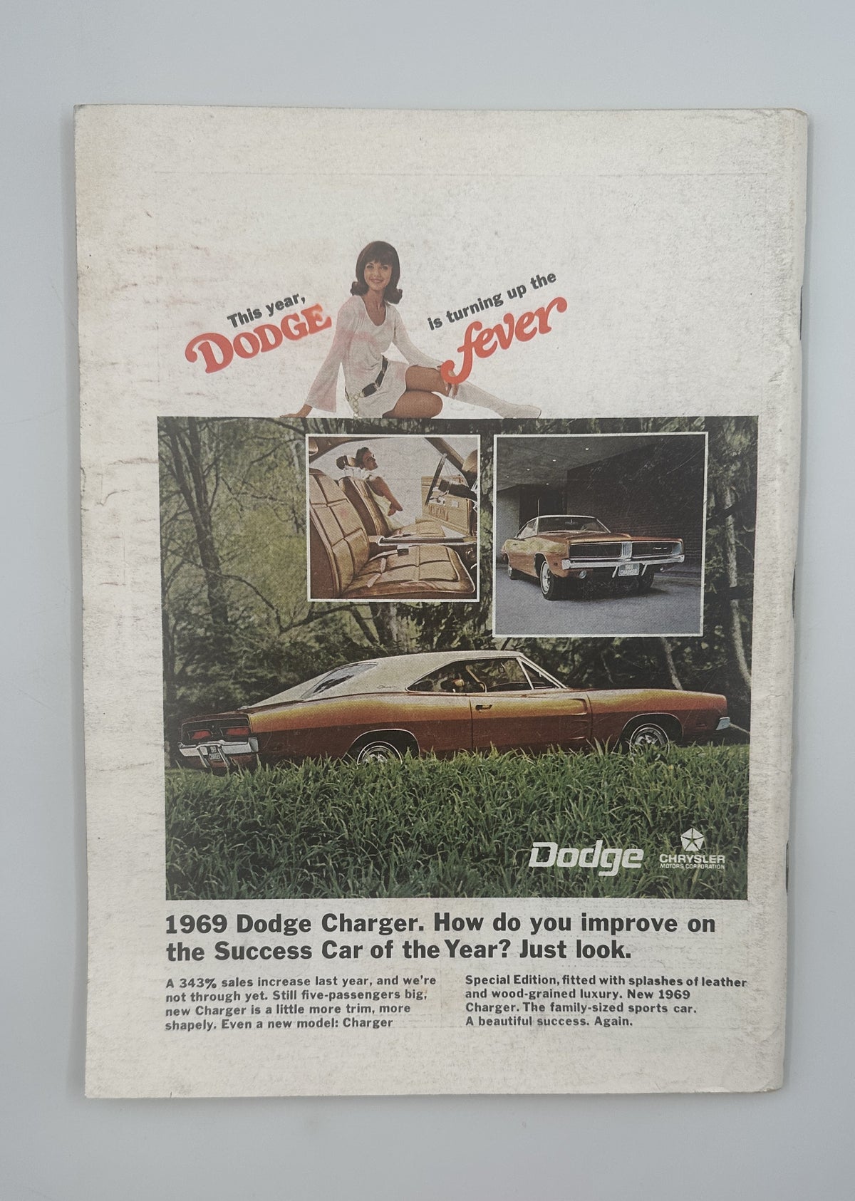 The New Yorker Magazine October 26, 1968 Halloween Pumpkin Art Charles Martin Cover VG, featuring a vintage 1969 Dodge Charger automobile advertisement on the back cover.