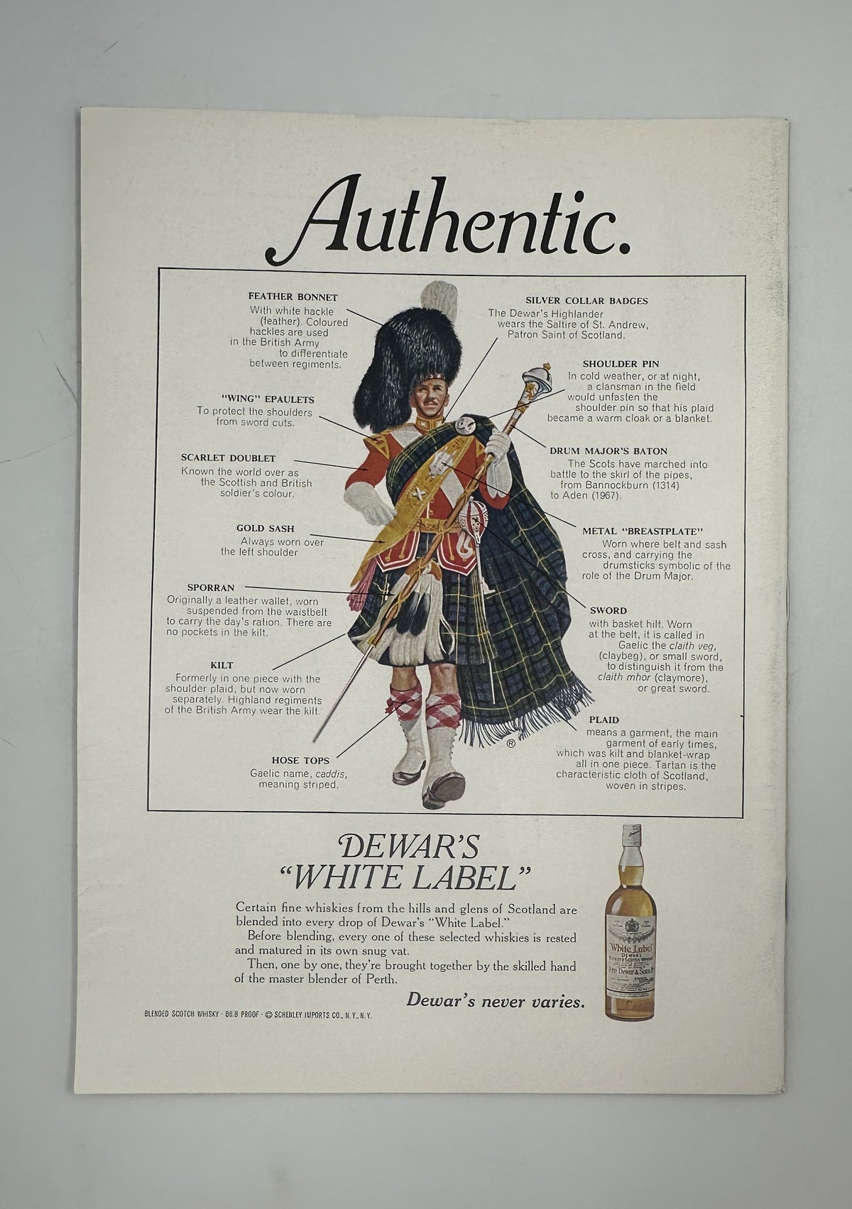 The New Yorker Magazine August 18, 1975 Skyline Reflection Eugène Mihaesco Cover VG featuring a vintage Dewar's White Label whisky advertisement with a Scottish bagpiper