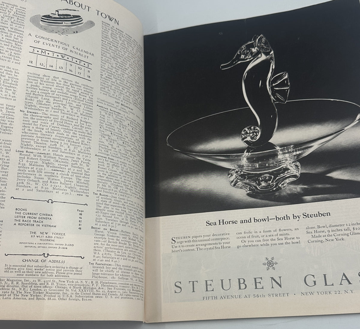 The New Yorker Magazine August 11, 1962 Bookstore Reading Arthur Getz Cover opened to a vintage Steuben Glass advertisement featuring a seahorse and bowl-hobby glass sculpture.