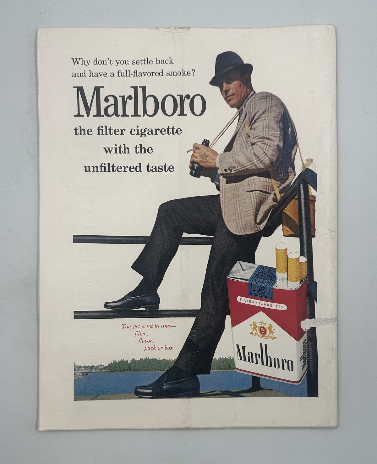 The New Yorker Magazine August 11, 1962 Bookstore Reading Arthur Getz Cover featuring a vintage Marlboro filter cigarette advertisement with a seated man and Marlboro cigarette pack.
