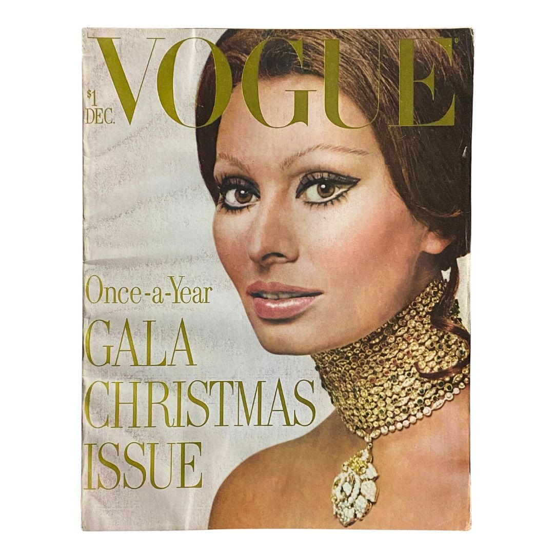 Vogue Magazine December 1970 Sophia Loren by Richard Avedon No Label