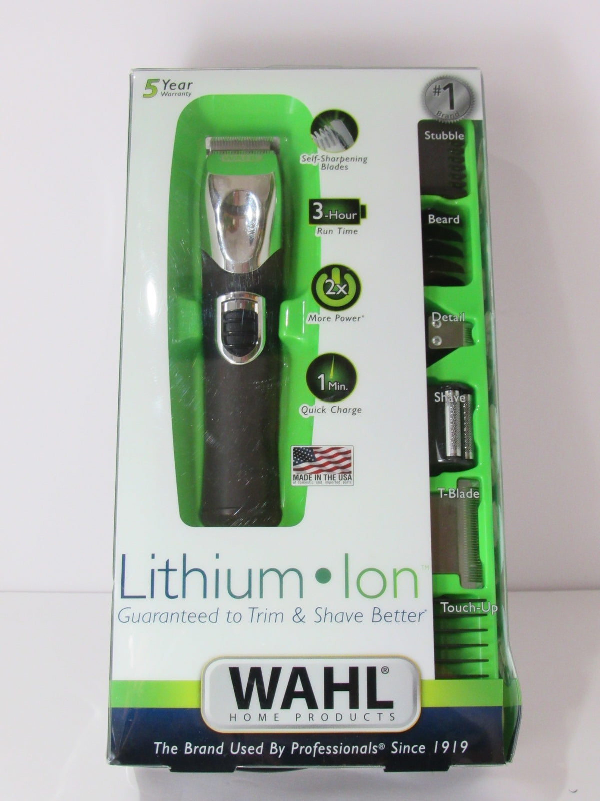 2016 Wahl Pro 9854-600 Lithium-ion Rechargeable 17-piece Hair Trimmer packaging showcasing features like a powerful battery with a 3-hour run time and quick charge capability.