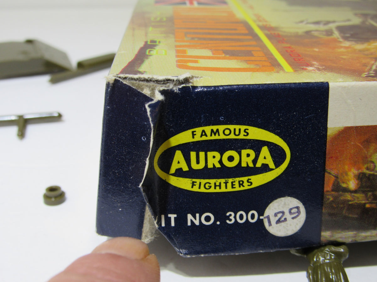 Vintage Famous Aurora Fighters 1/4" Scale Model Centurion Tank Kit# 300-129 NEW