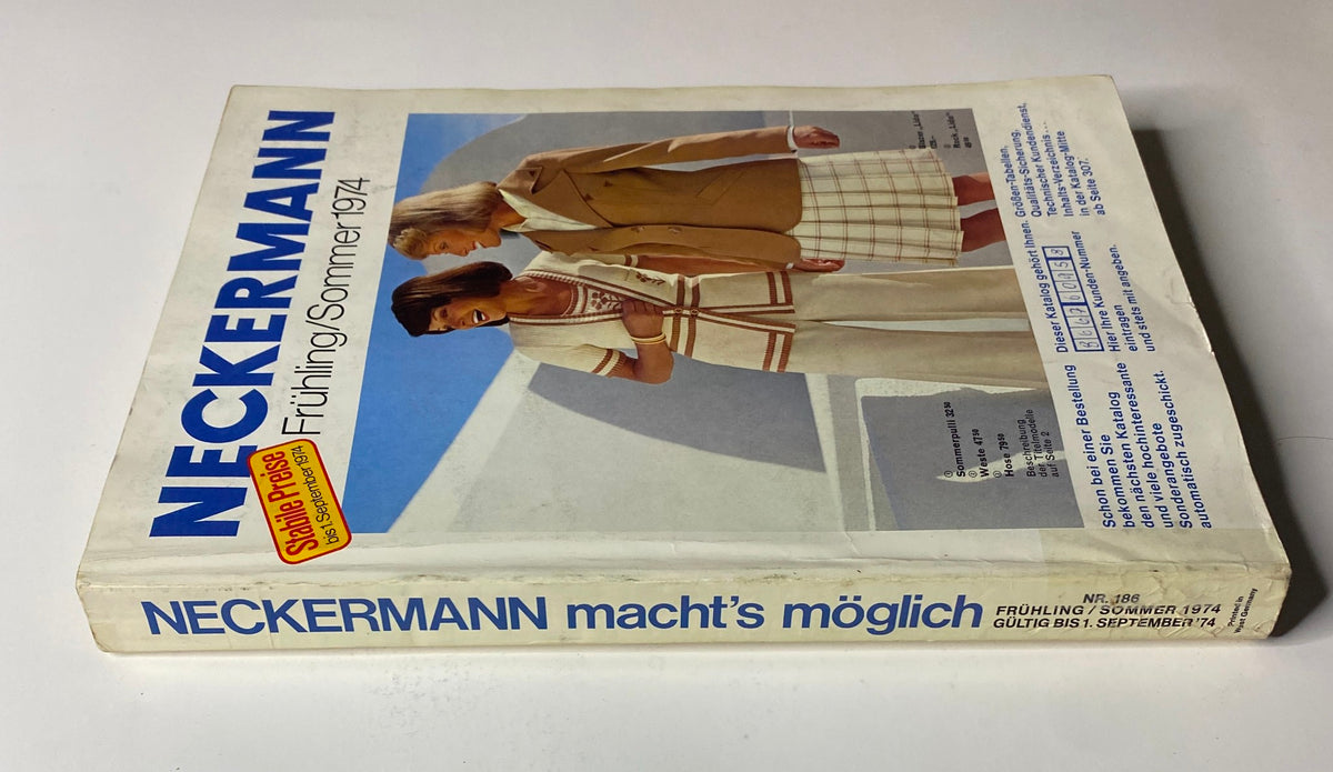 Side view of the 1974 Neckermann Sommer Catalog, highlighting its title and laid-out design, emphasizing the fashion of spring and summer 1974.
