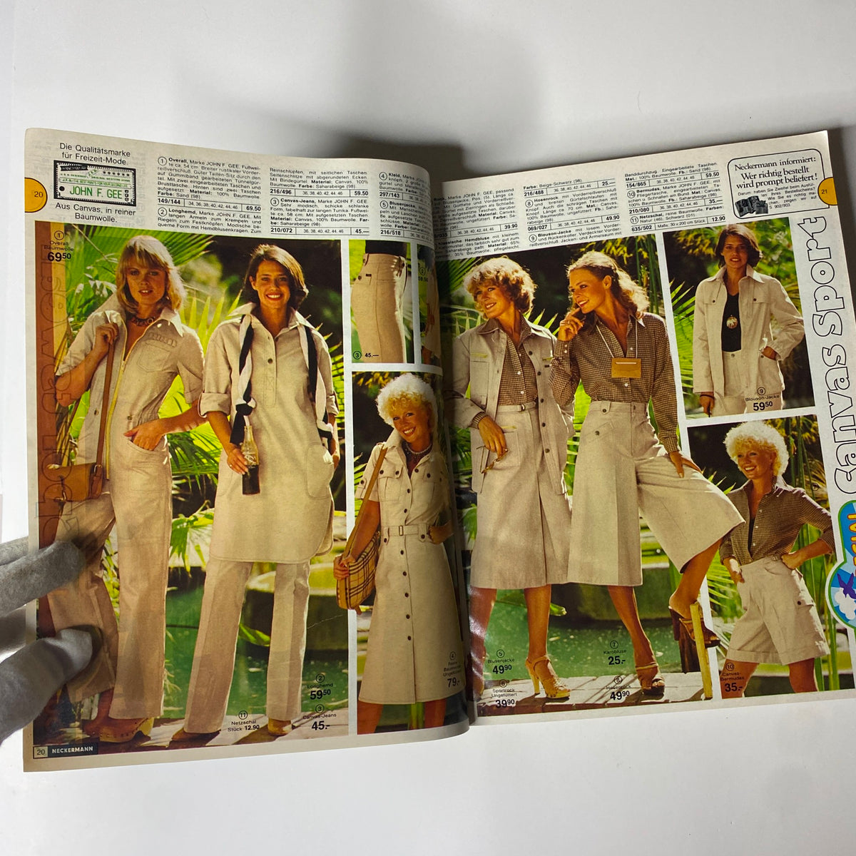 Inside spread from the 1978 August Neckermann Sommer Catalog involving women modeling summer outfits in a tropical setting, emphasizing casual yet fashionable styles.