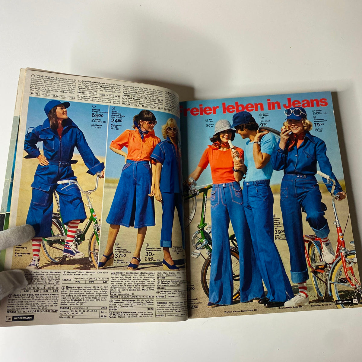 An open page in the 1976 Neckermann Summer Catalog displaying various denim outfits for summer, showcasing styles popular in the mid-1970s.