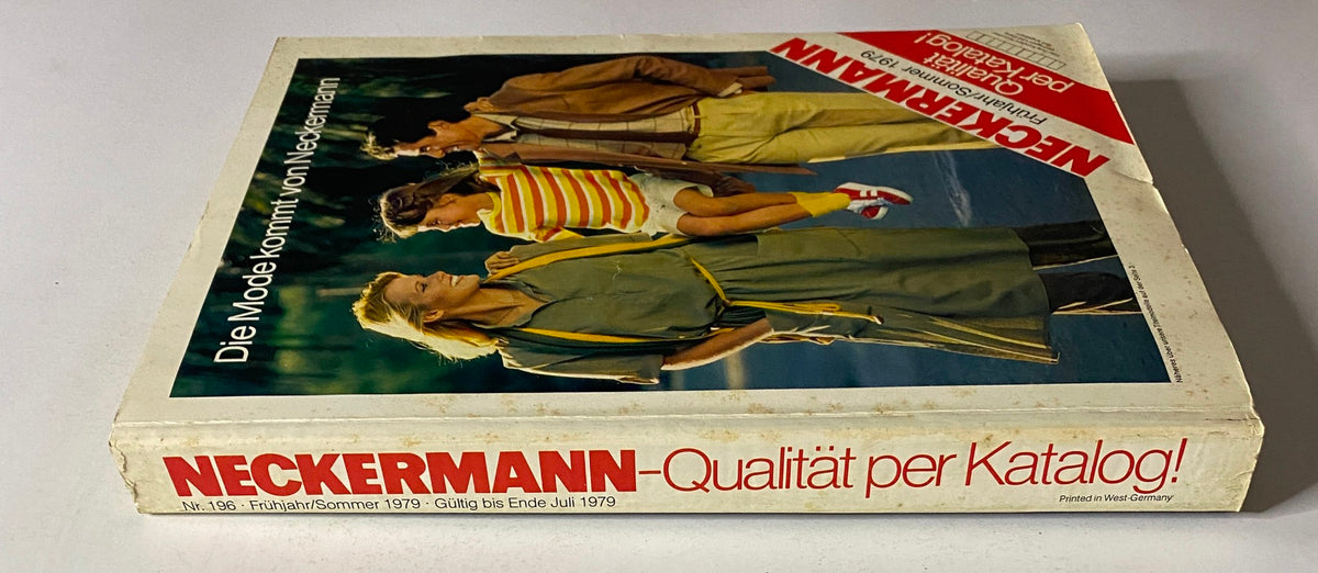 1979 Neckermann Sommer Catalog cover featuring models showcasing trendy summer fashion, highlighting casual and stylish clothing.
