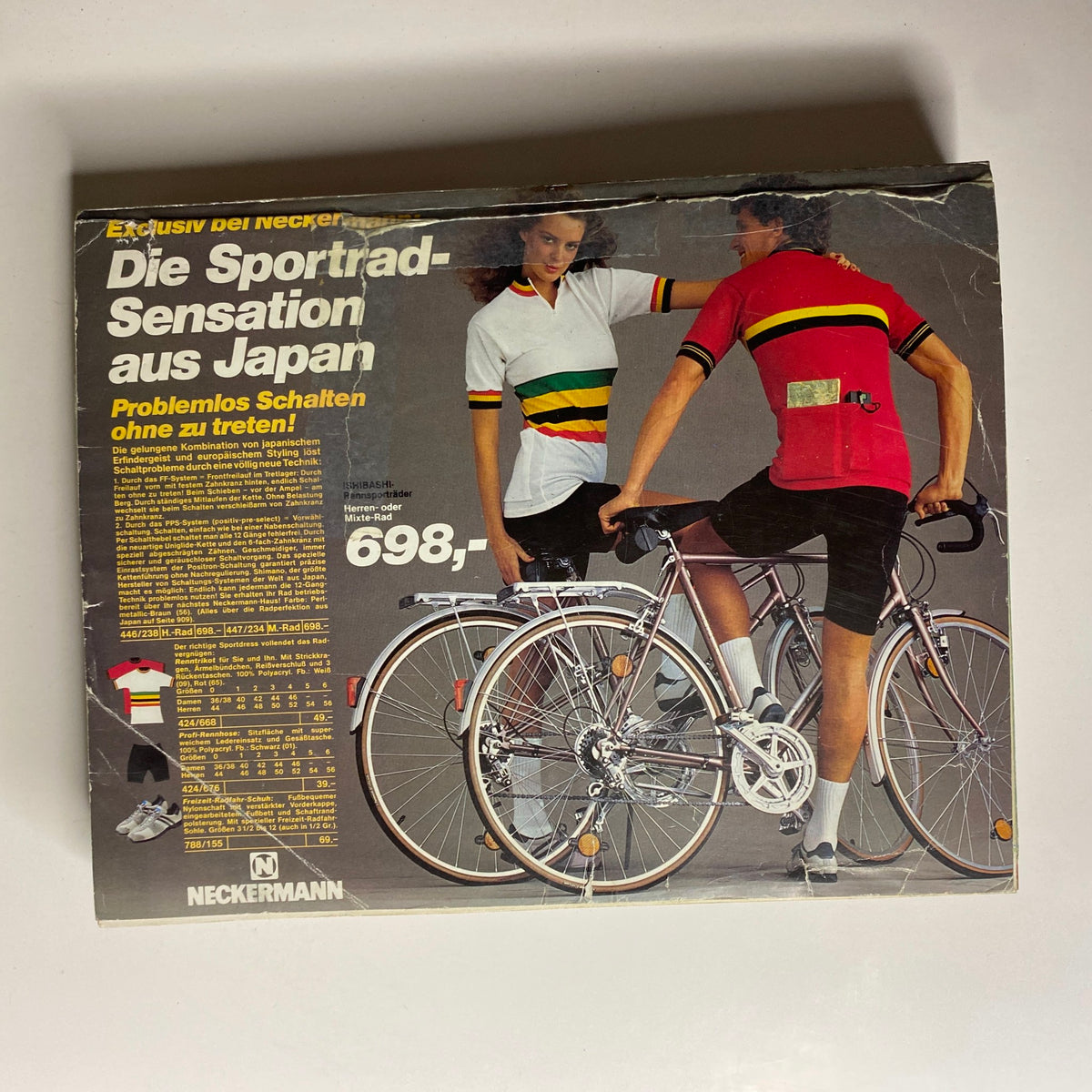 Promotional page for bicycles in the 1981 Neckermann Summer Catalog featuring fashion models, showcasing sporty designs and innovative gear technology from Japan.