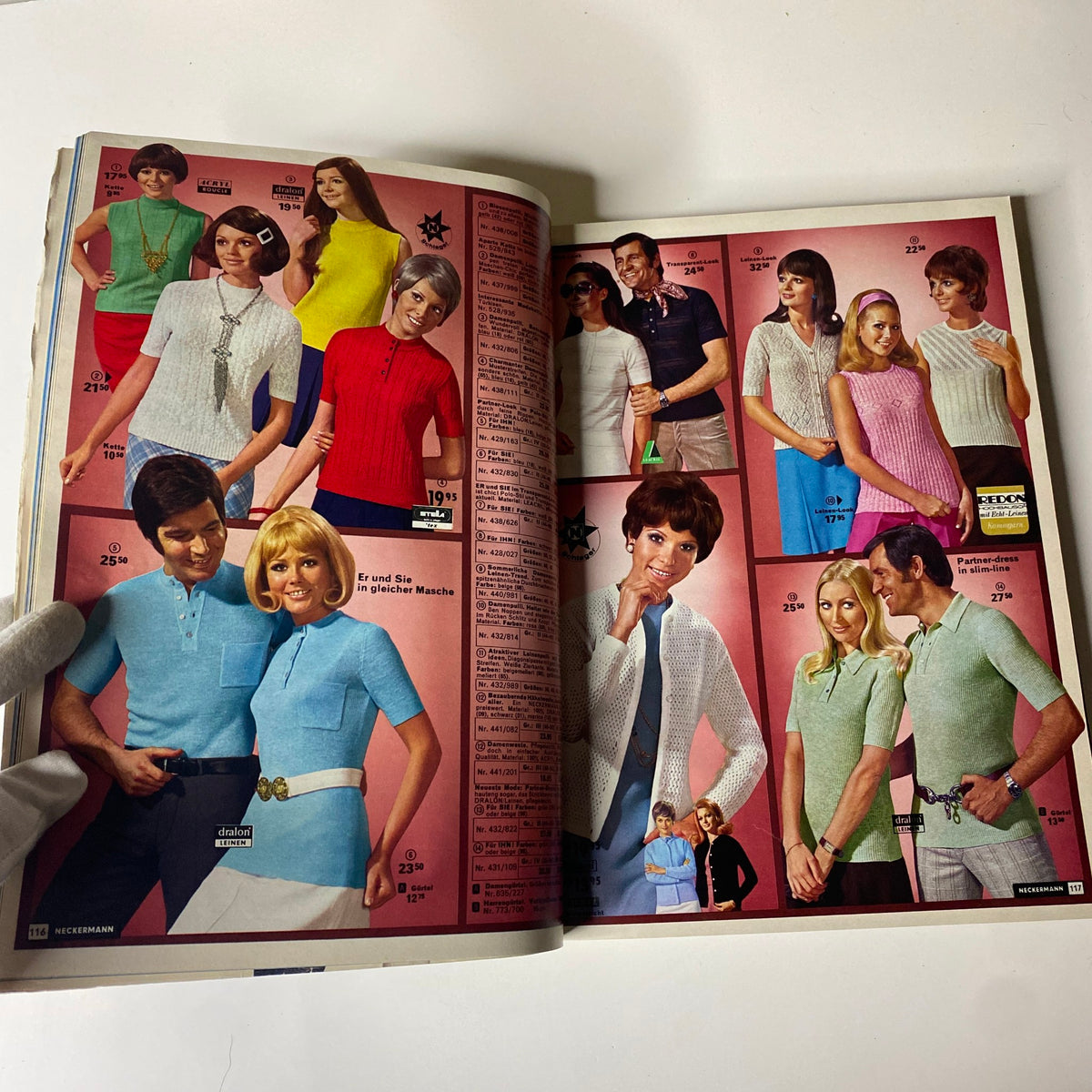 1970 Neckermann Summer Catalog highlighting stylish summer outfits with models posing in bright colors, emphasizing retro fashion trends of the early 1970s.