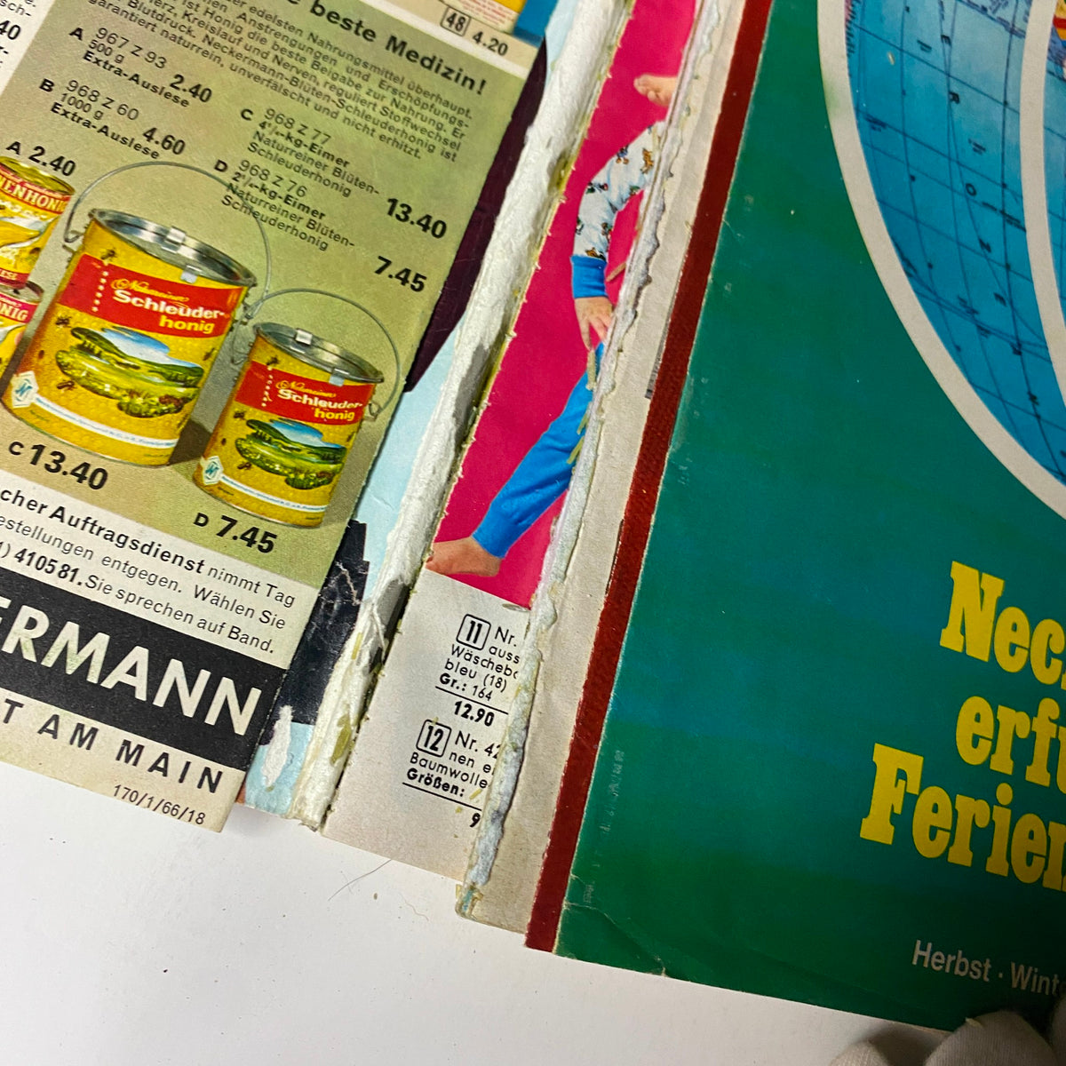 1966 Neckermann Summer Catalog spread displaying various grocery items and household products, illustrating consumer goods from the mid-1960s in Germany.