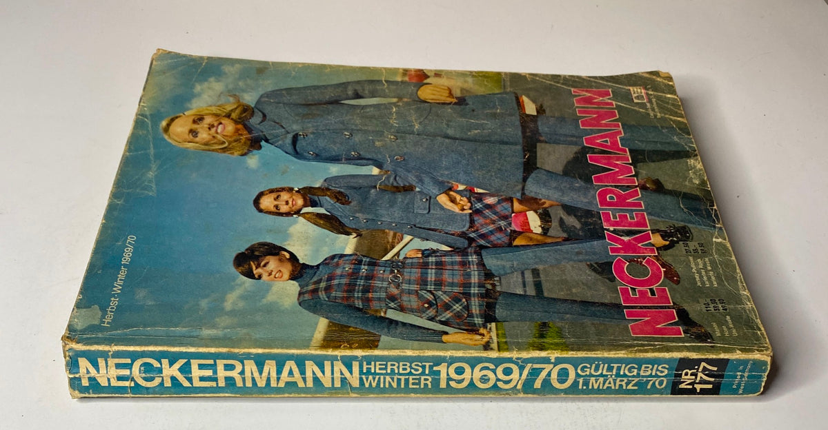 Inside of the 1969-1970 Neckermann Winter Catalog displaying women in fashionable winter attire, highlighting vintage styles from the late 1960s.