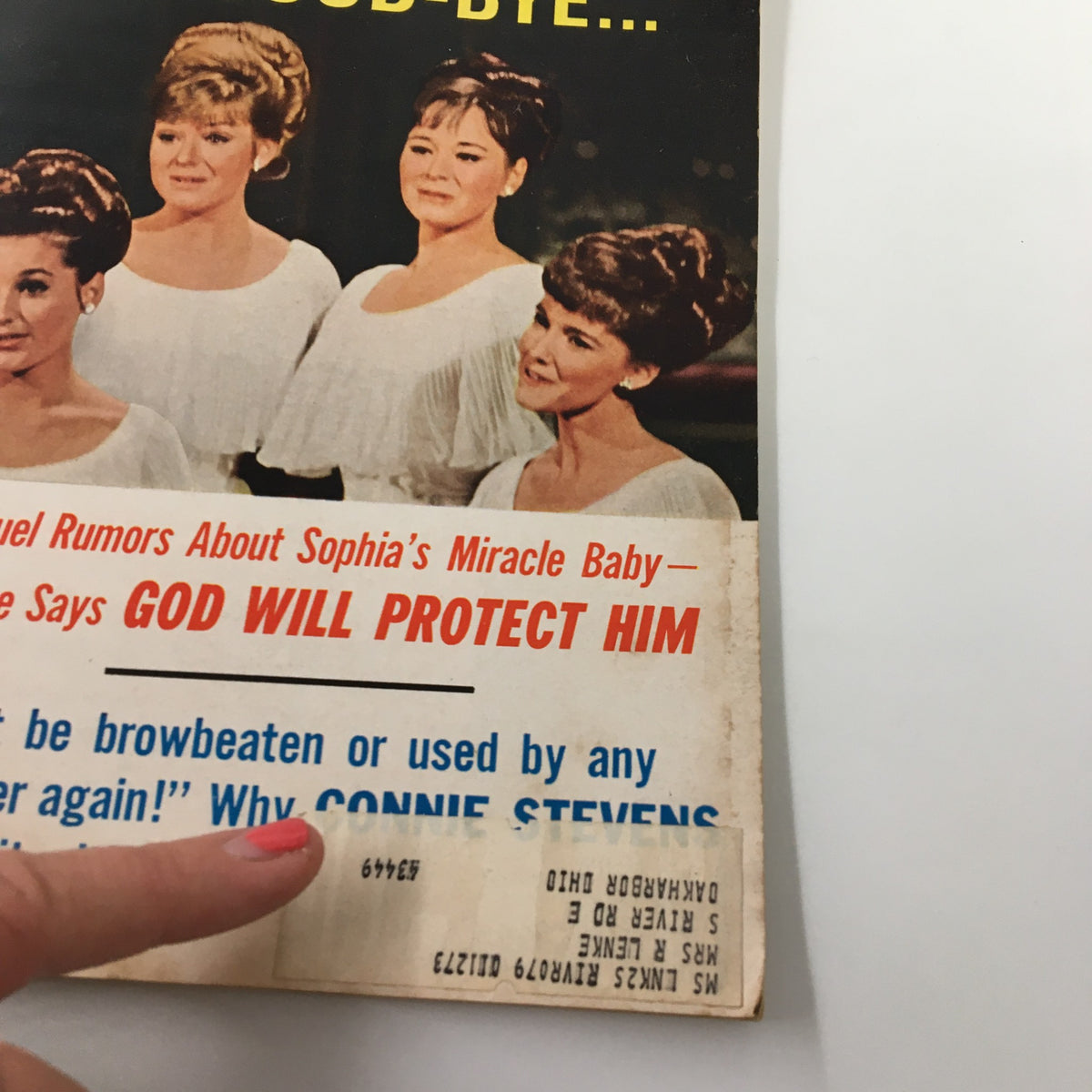 Back cover of VTG Modern Screen Magazine, April 1969 displaying photos of The Lennon Sisters and additional rumors and features from the 1960s.