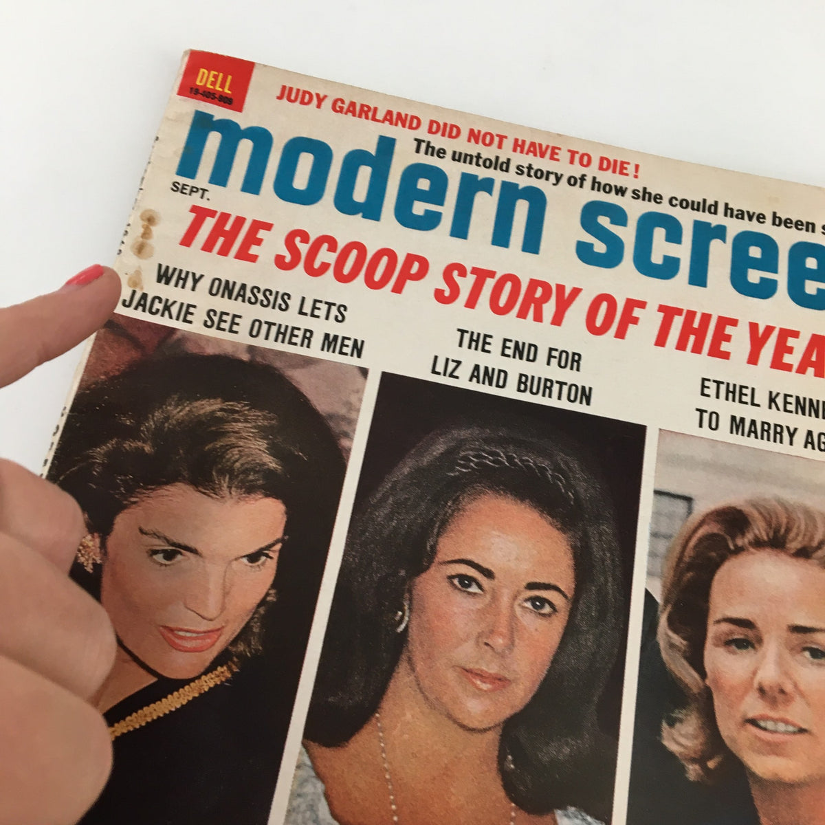 Close-up of the September 1969 Modern Screen Magazine cover focusing on Jackie Onassis and Elizabeth Taylor, highlighting major articles within the issue.