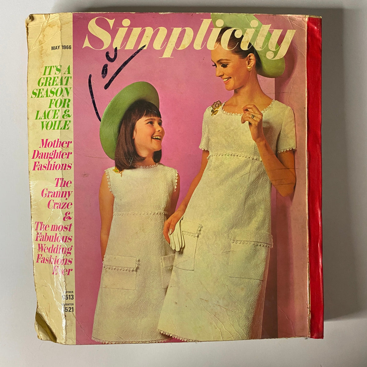 1966 May Simplicity Fashion Giant Catalog cover featuring stylish mother and daughter outfits, highlighting vintage fashion trends from the mid-1960s.