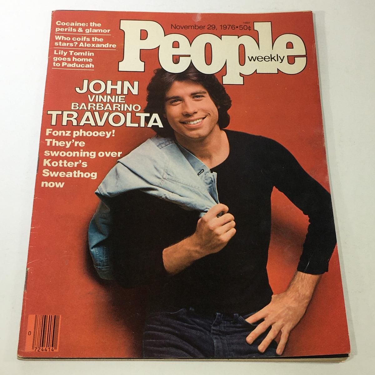 VTG People Weekly Magazine from November 29, 1976 featuring John Travolta on the cover, showcasing classic 1970s pop culture.