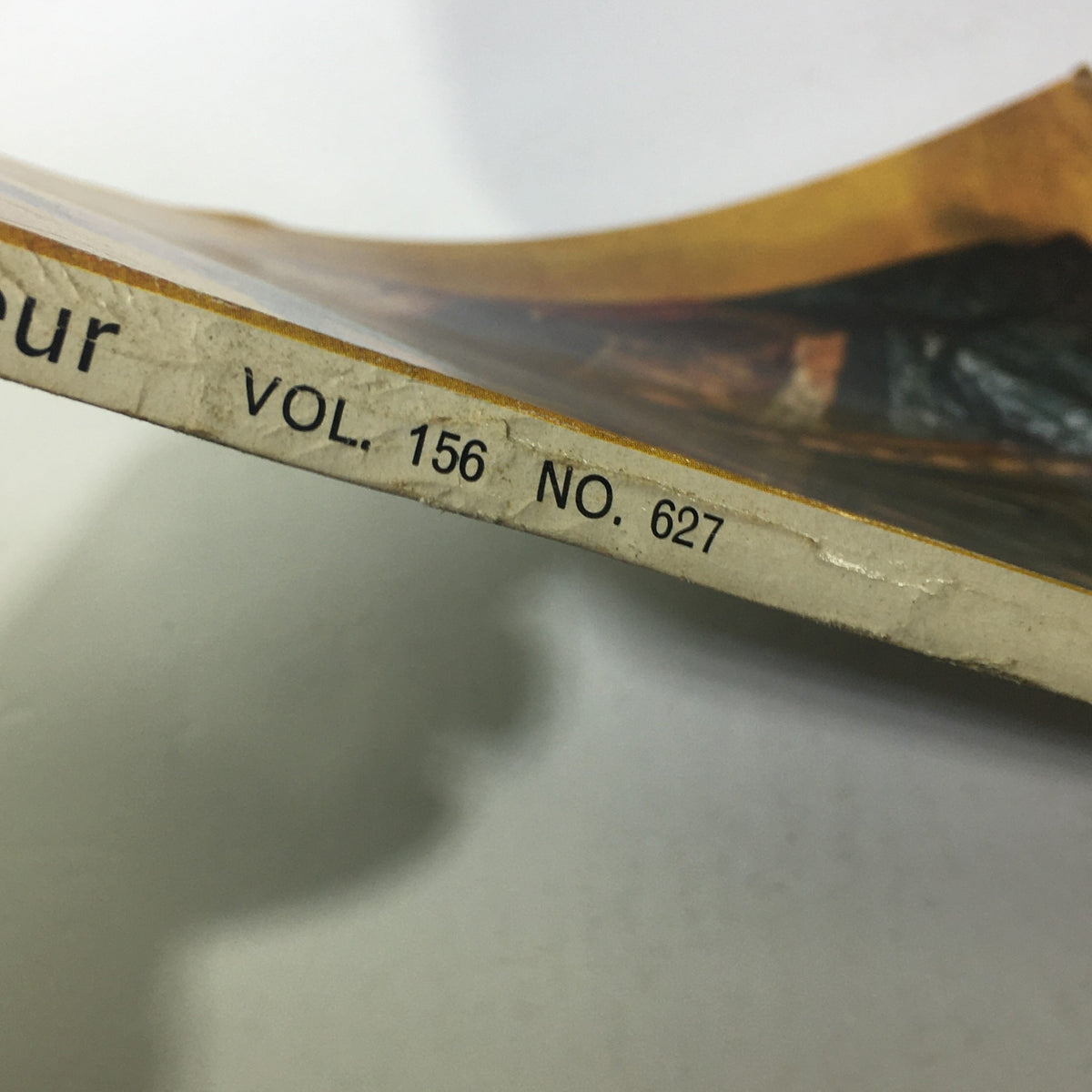 Spine of VTG The Connoisseur Magazine, May 1964, displaying the volume and issue number, Volume 153, No. 627.
