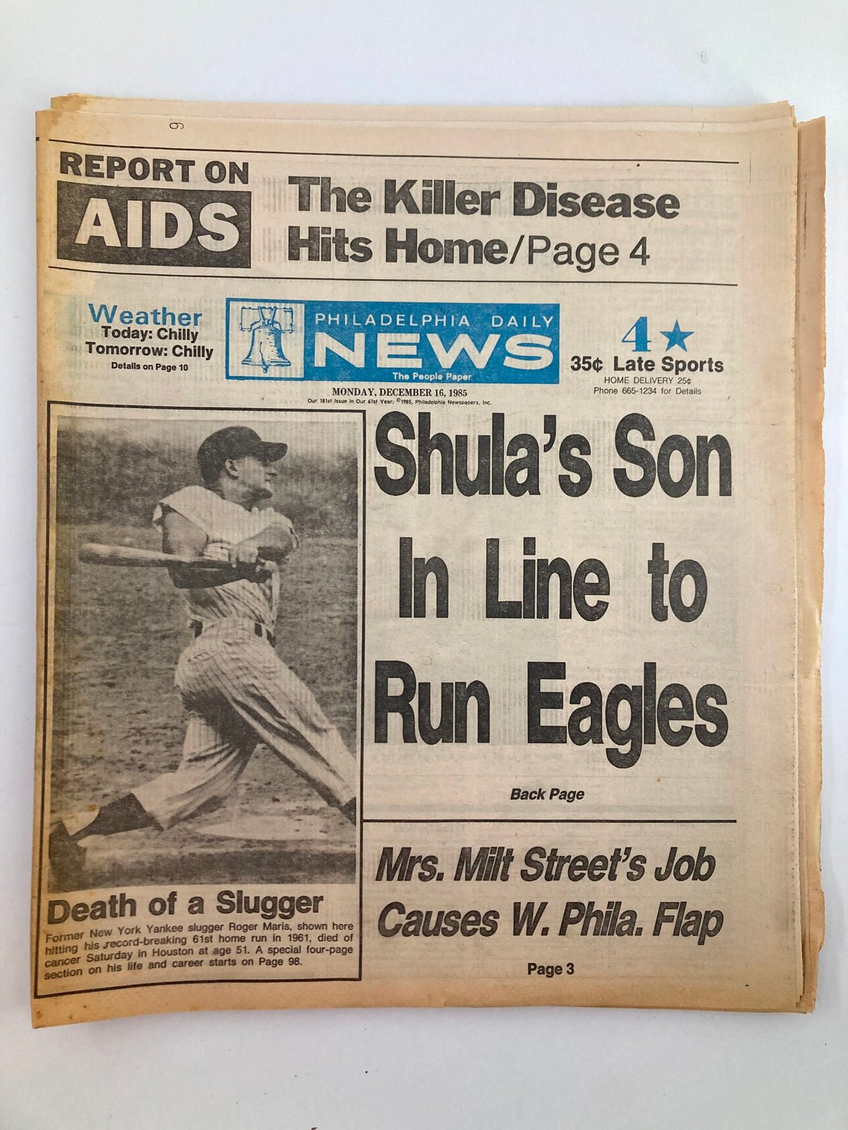 Philadelphia Daily News Tabloid from December 16, 1985, featuring the title 'Death of a Slugger' about Roger Maris, showcasing a baseball player in striped uniform and an article on the front page.