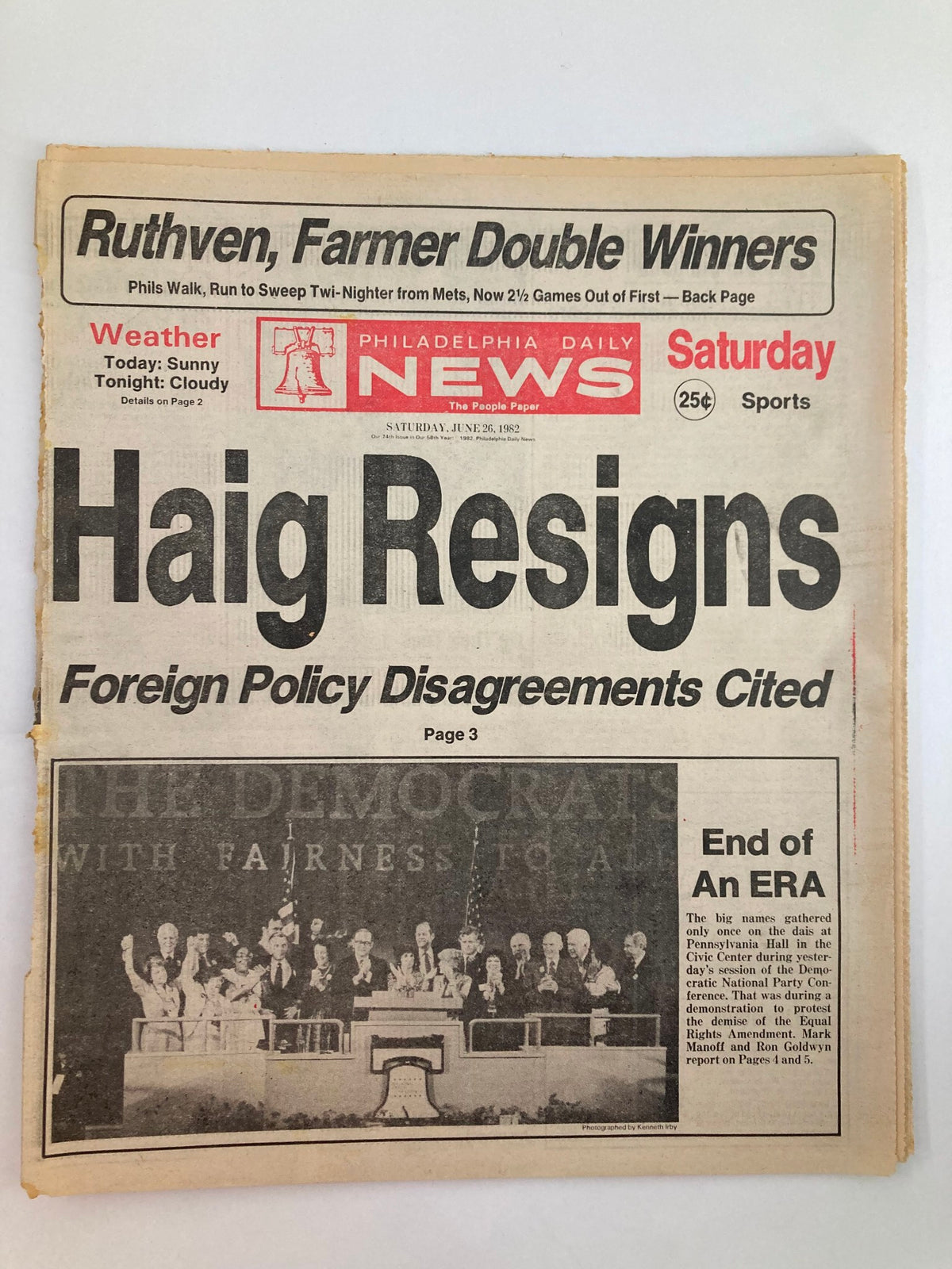 Philadelphia Daily News Tabloid from June 26, 1982, featuring the headline 'Haig Resigns' with a focus on foreign policy disagreements. The image shows the front page of the newspaper.