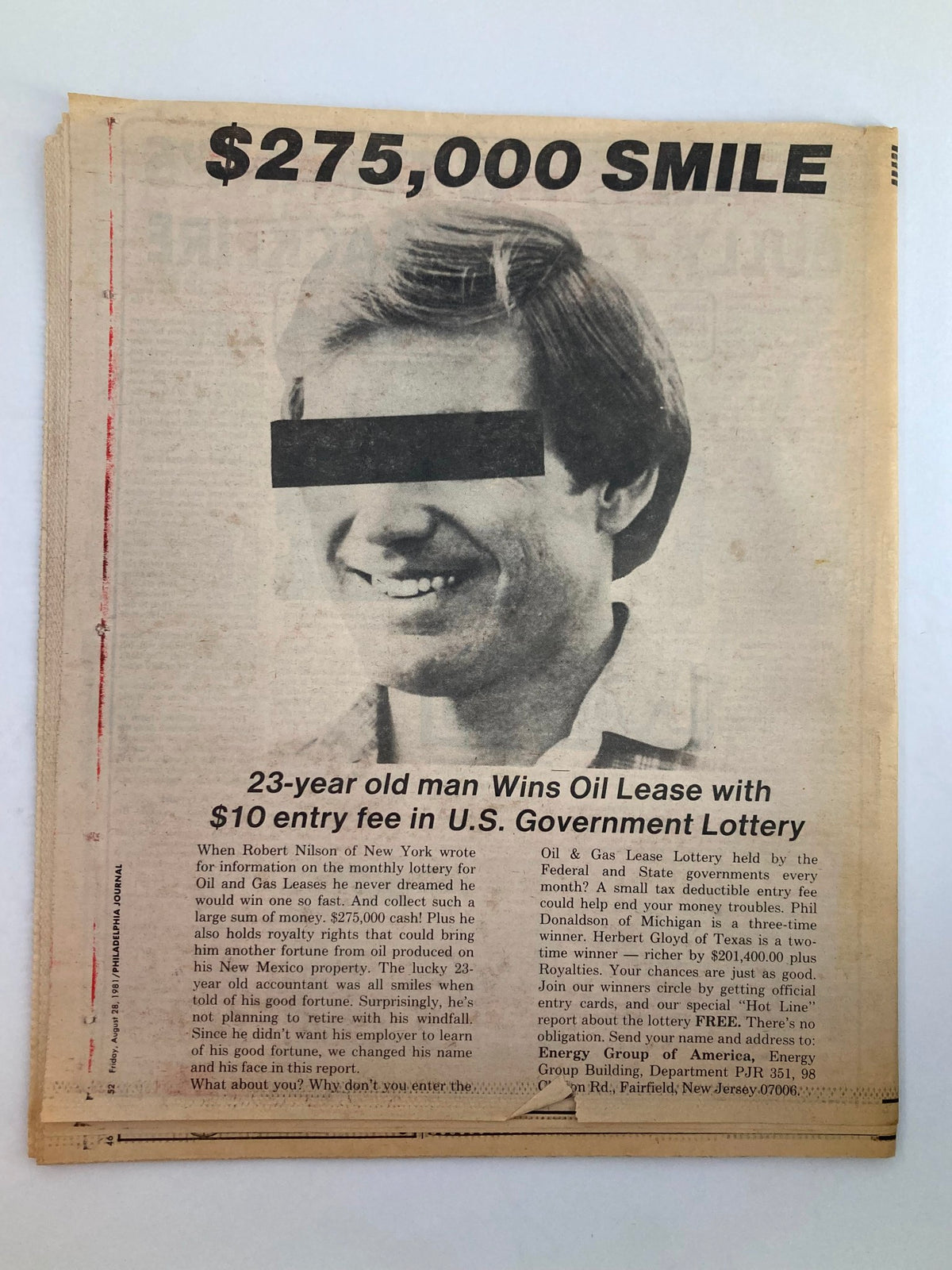 Philadelphia Journal Tabloid from August 28, 1981 showcasing a story titled '$275,000 Smile'. The article highlights a man who won an oil lease lottery with a photo of him obscured for privacy.