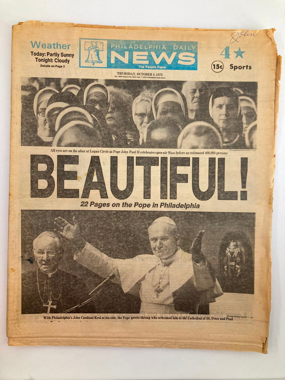 Philadelphia Daily News Tabloid October 4 1979 featuring Pope John Paul II with the headline 'BEAUTIFUL!' highlighting 22 pages on the Pope in Philadelphia.