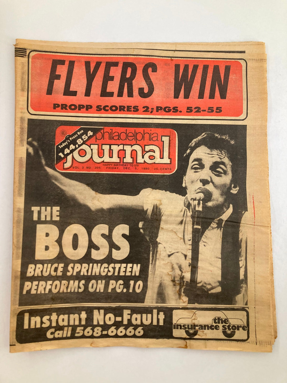 Philadelphia Journal Tabloid December 5 1980 Vol 3 #305 featuring Bruce Springsteen's performance on the front cover, highlighting a headline about Flyers win.