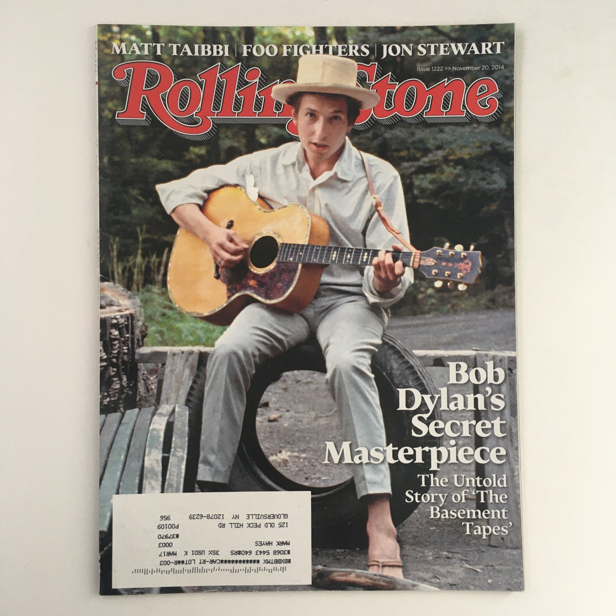 Rolling Stone Magazine November 20, 2014 issue featuring Bob Dylan on the cover, showcasing his secret masterpiece with an acoustic guitar. This edition includes articles on Matt Taibbi and other notable figures in music and journalism.