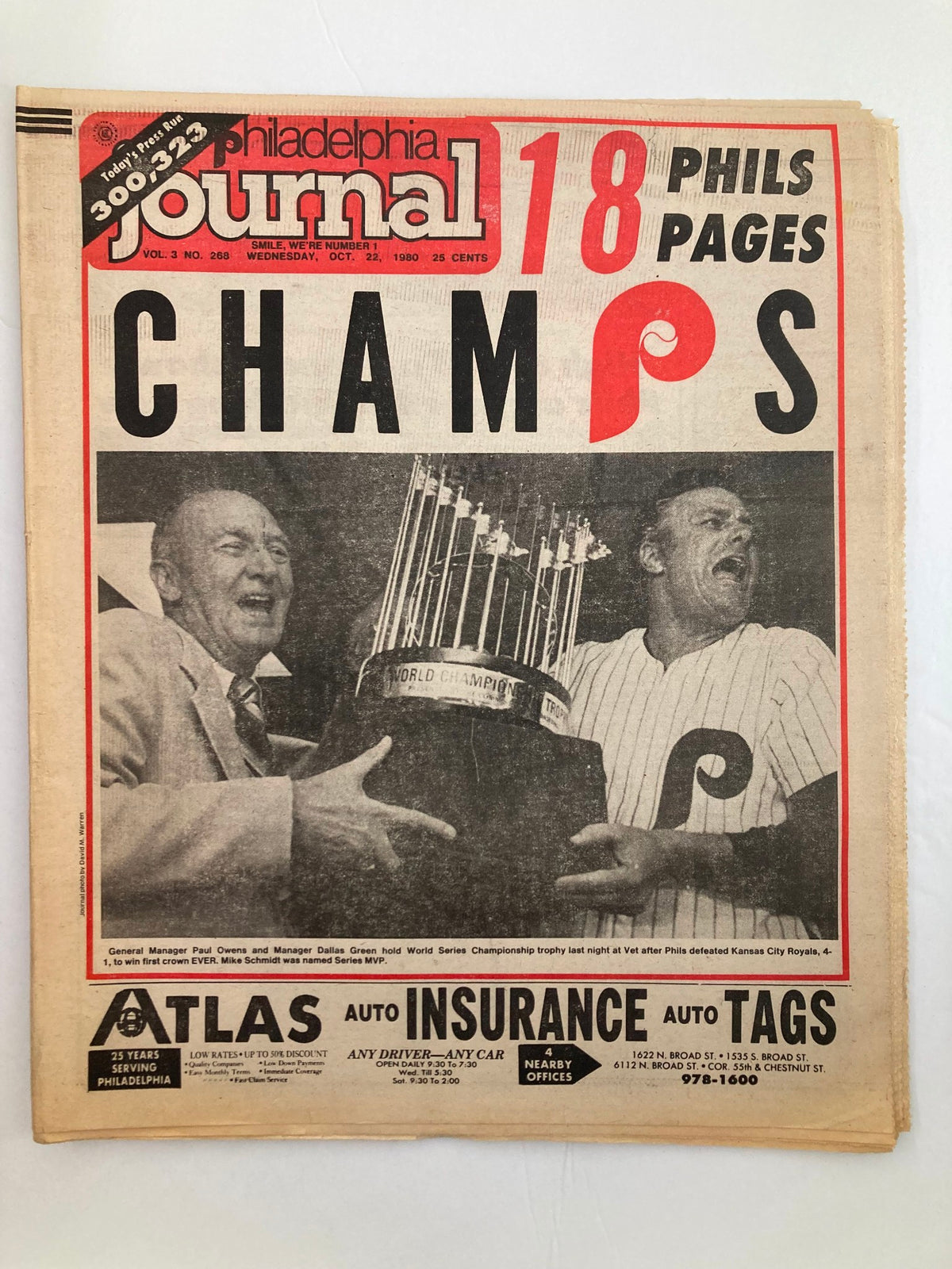 Philadelphia Journal Tabloid October 22 1980 Vol 3 #268 front cover showing Paul Owens and Dallas Green celebrating with the World Series Championship trophy.