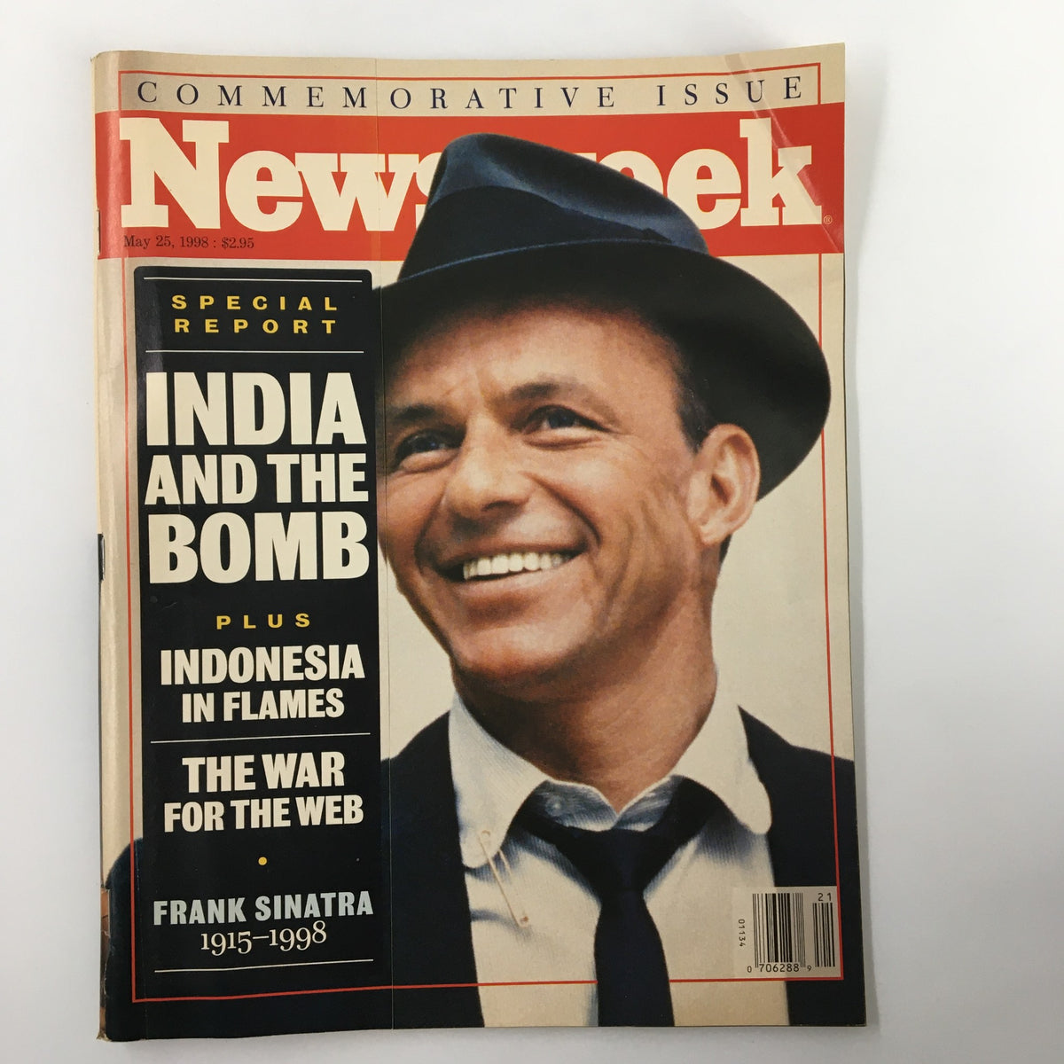 Cover of Newsweek Magazine dated May 25, 1998, featuring Frank Sinatra with the title 'Commemorative Issue' and a caption honoring his legacy.