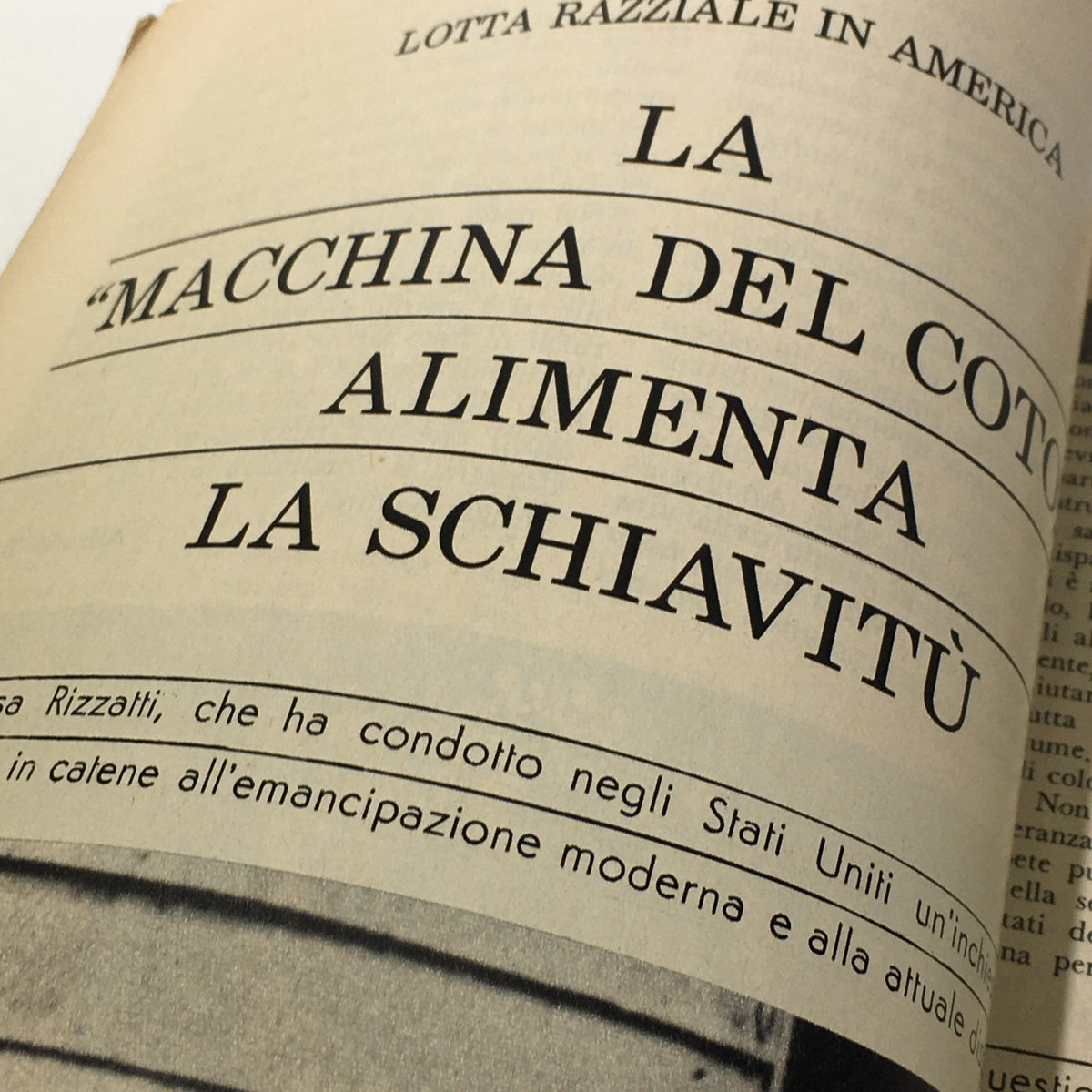 Interior page of VTG Storia Illustrata Magazine February 1963 featuring the article title 'LA MACCHINA DEL COTONE ALIMENTA LA SCHIAVITU'' in bold, illustrating the magazine's rich narratives and engaging content.