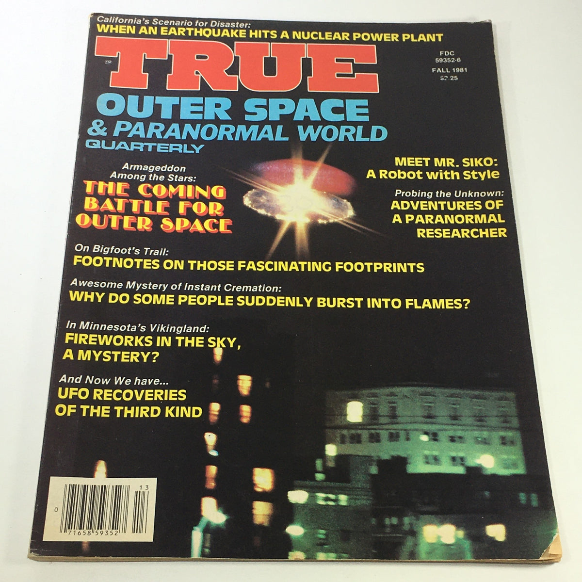 Cover of the VTG True Outer Space & Paranormal World Quarterly Fall 1981 magazine featuring articles on the battle for outer space, UFO recoveries, and paranormal research.
